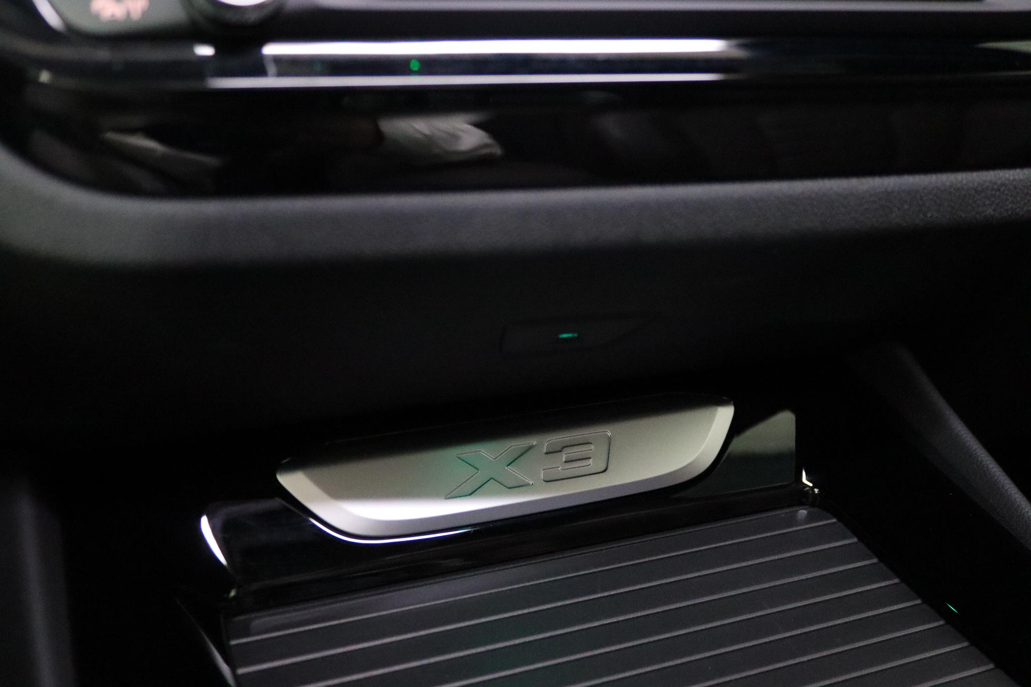 Foto van BMW X3 Xdrive30e