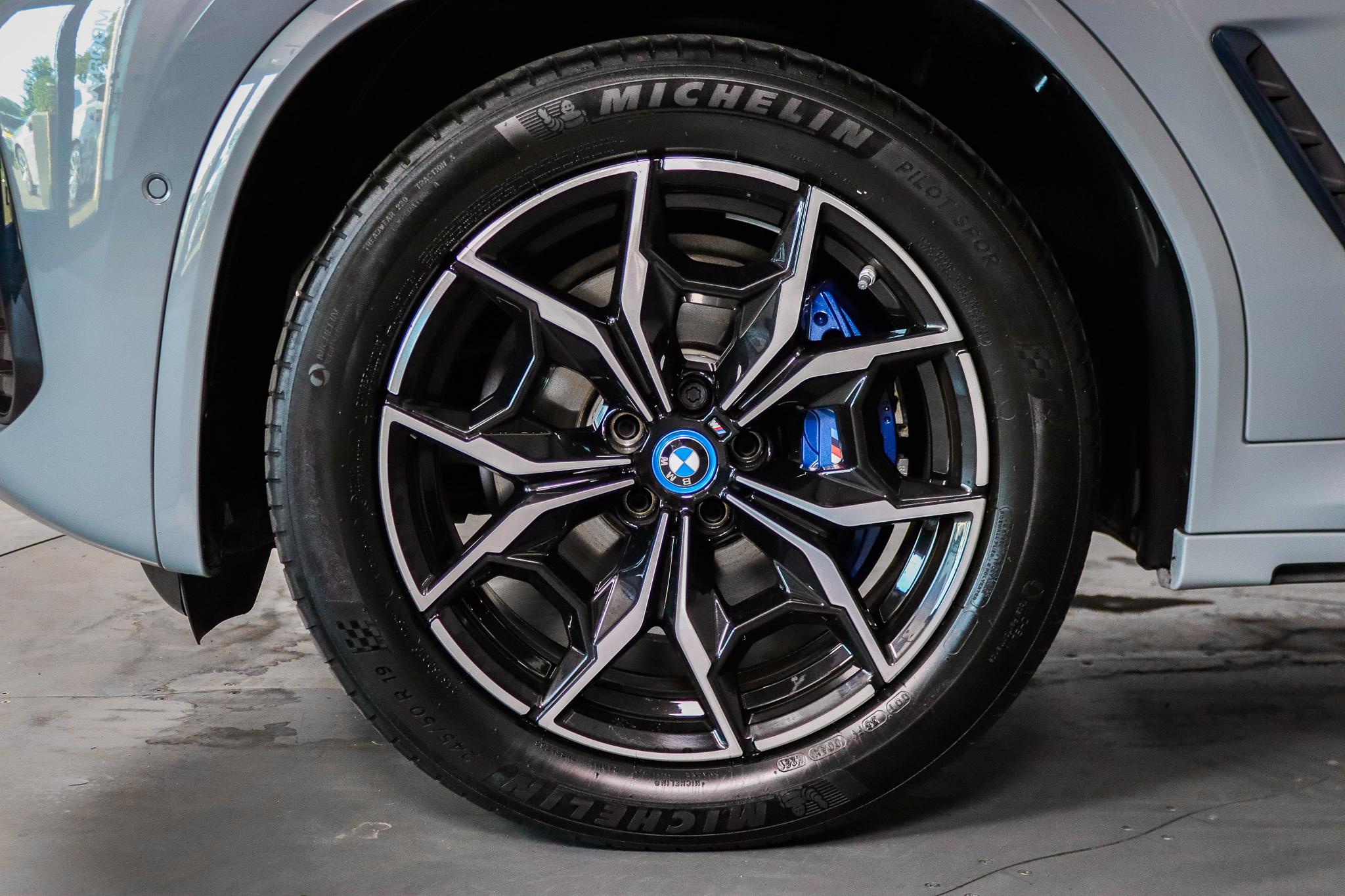 Foto van BMW X3 Xdrive30e