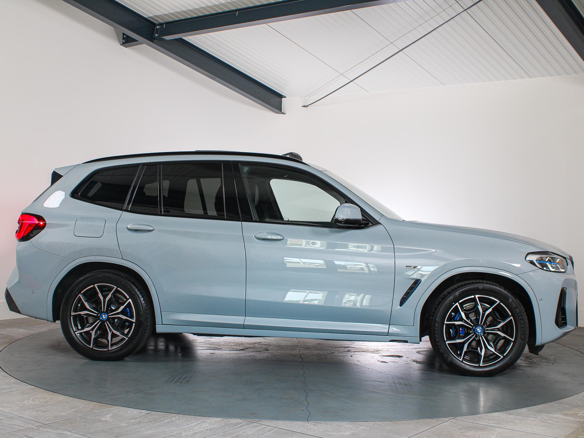 Foto van BMW X3 Xdrive30e