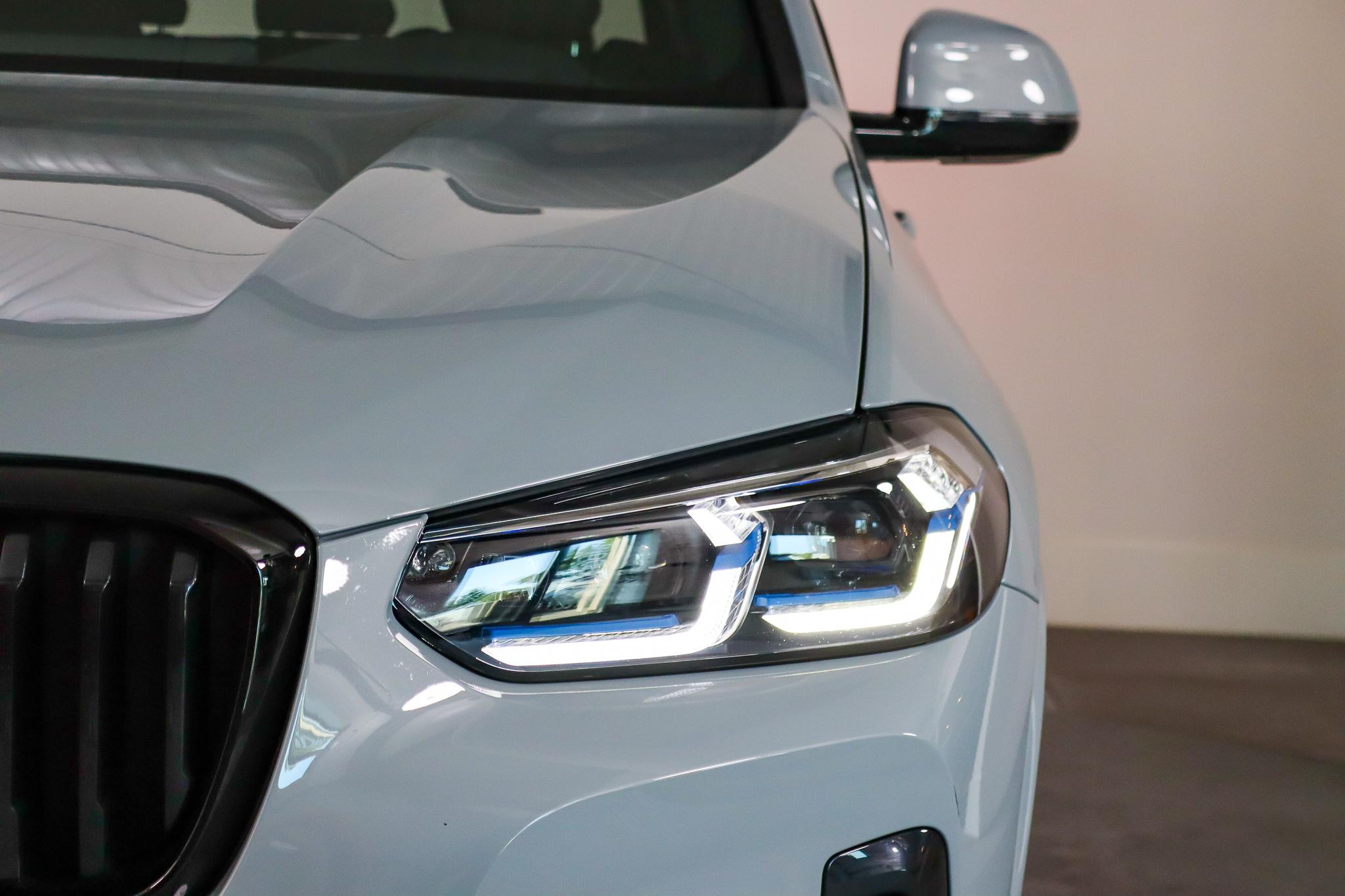 Foto van BMW X3 Xdrive30e