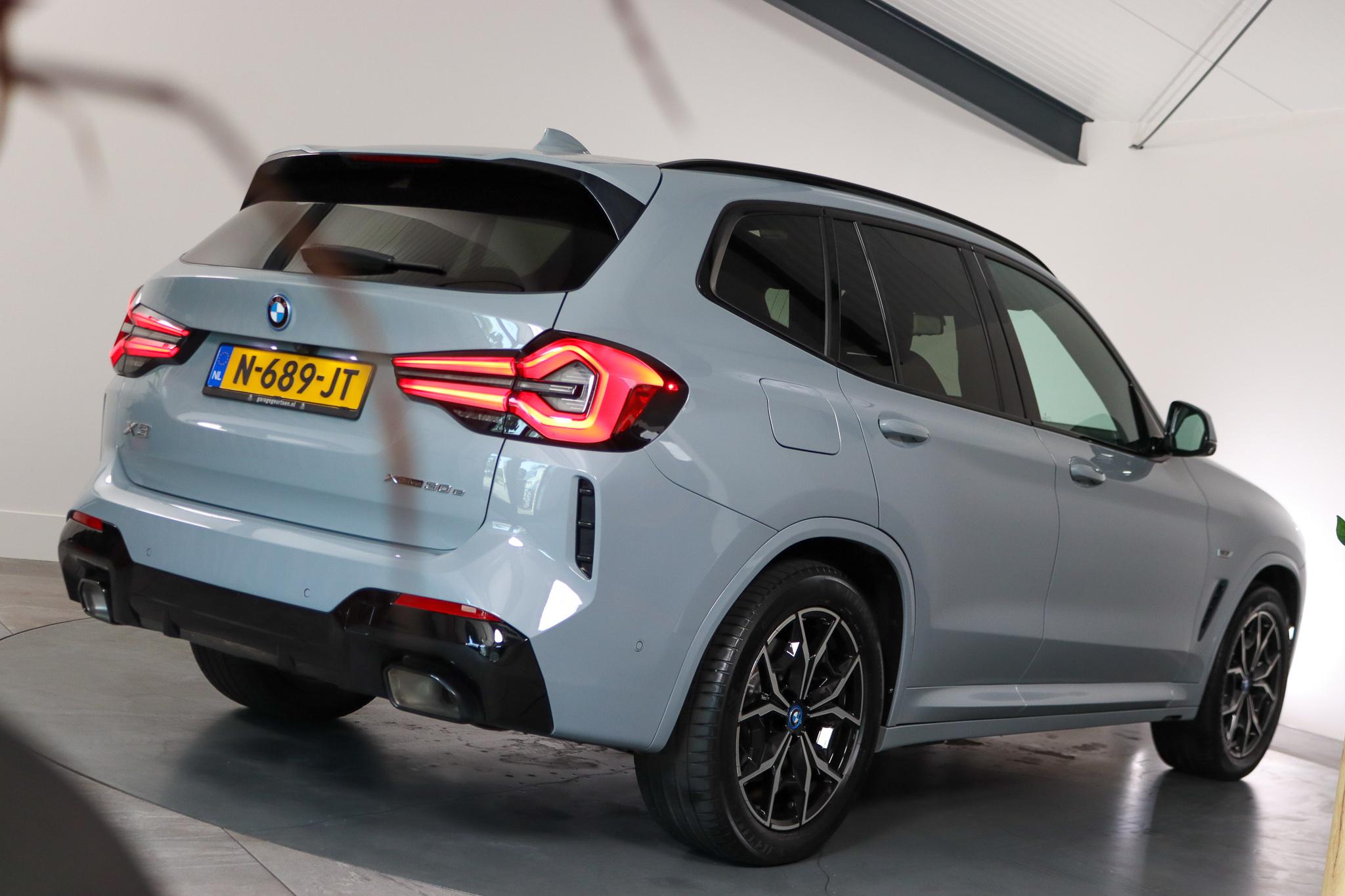 Foto van BMW X3 Xdrive30e