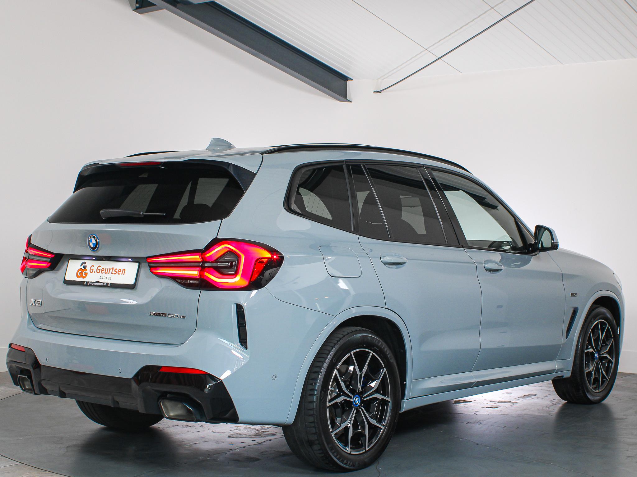 Foto van BMW X3 Xdrive30e