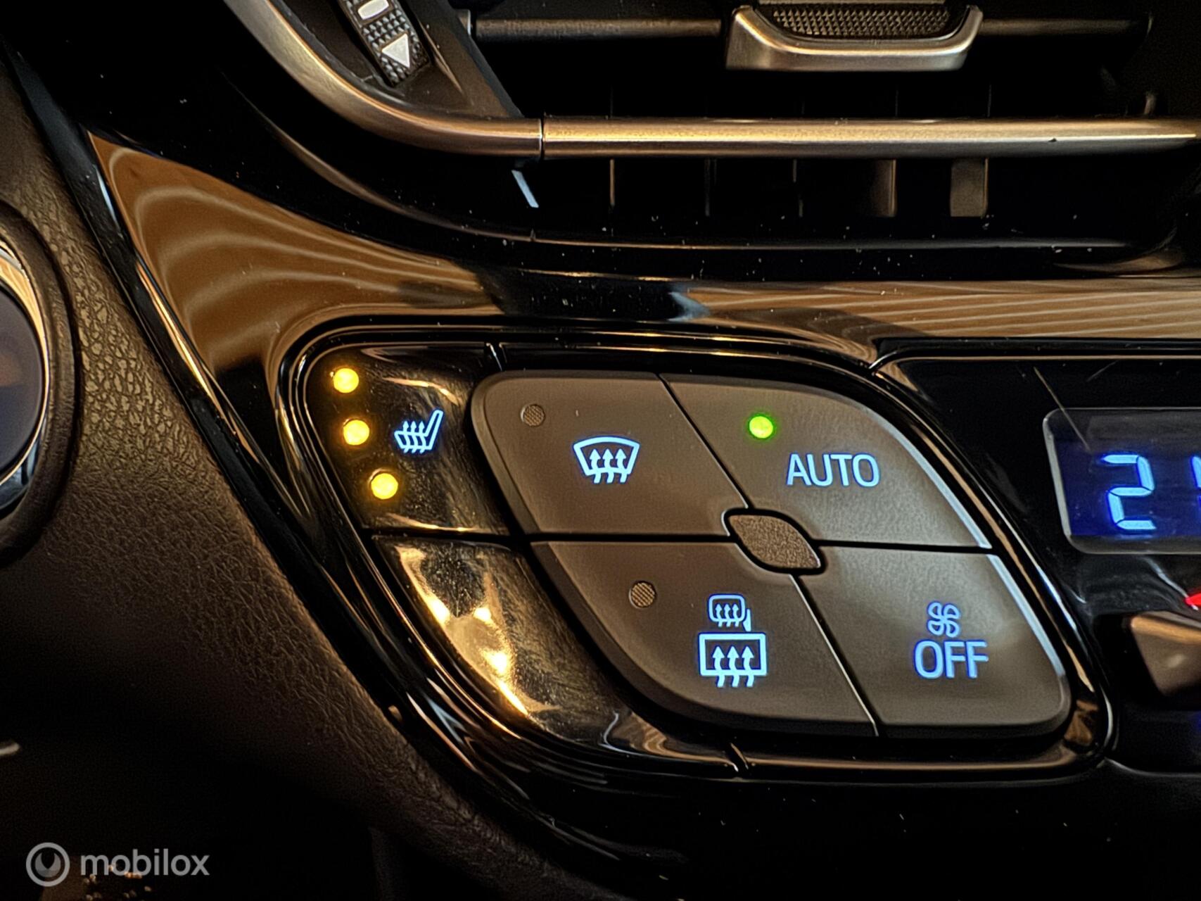 Foto van Toyota Toyota C-hr