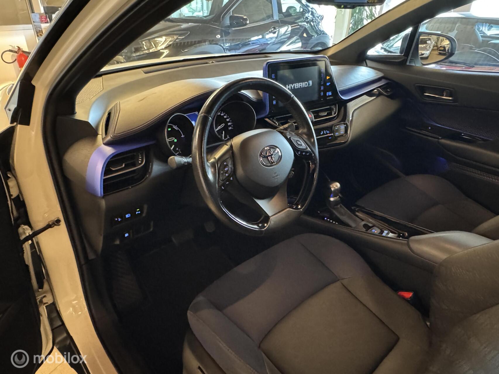 Foto van Toyota Toyota C-hr