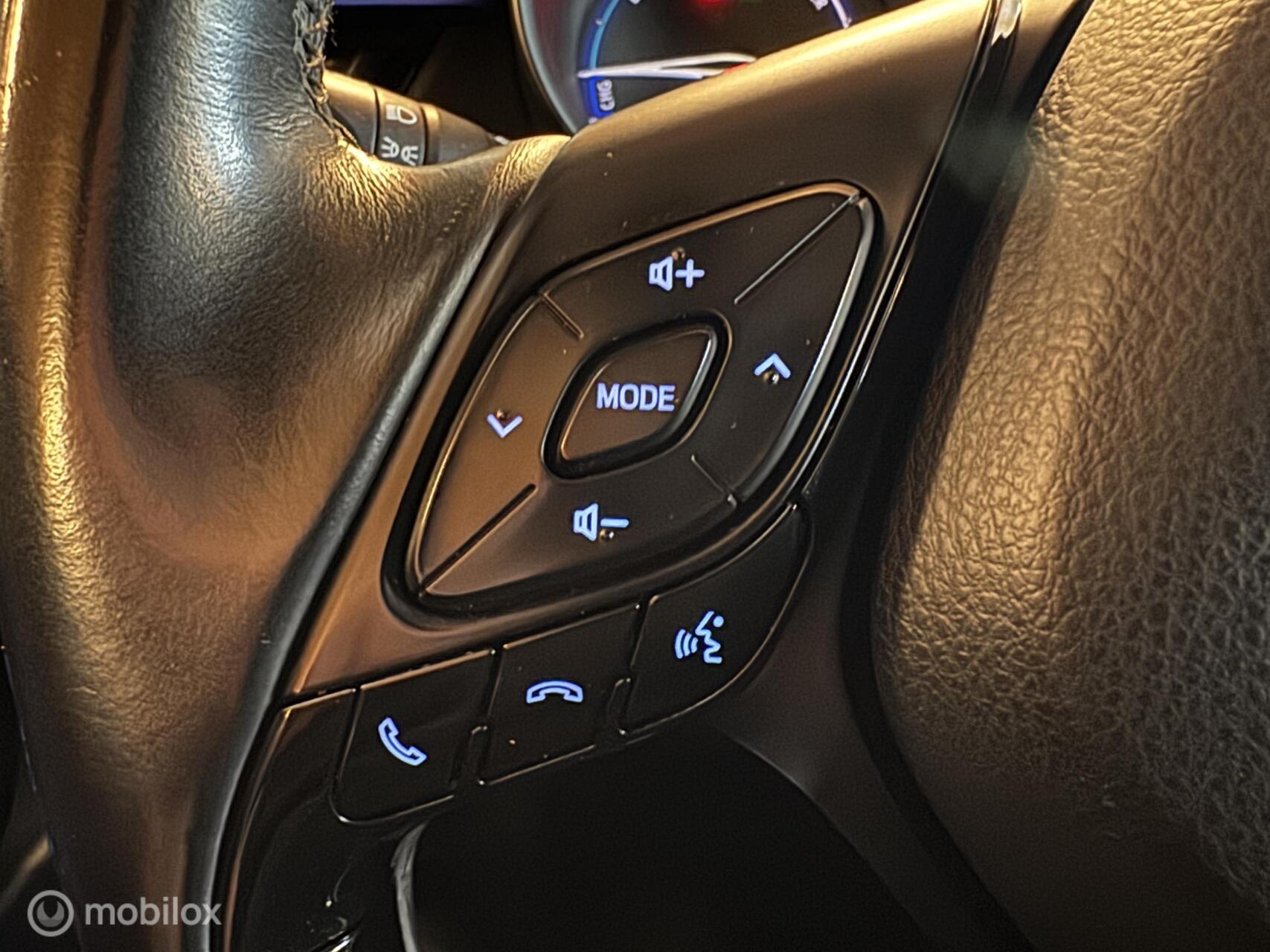 Foto van Toyota Toyota C-hr