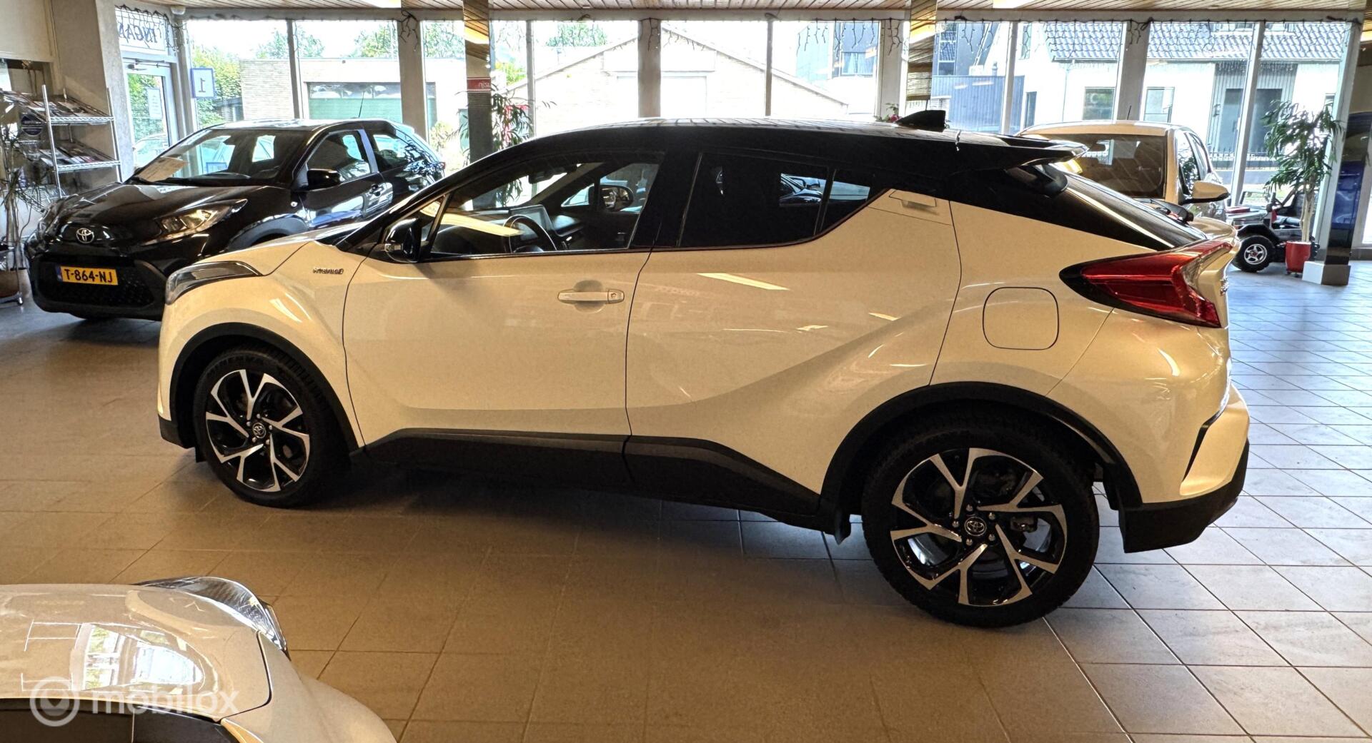 Foto van Toyota Toyota C-hr