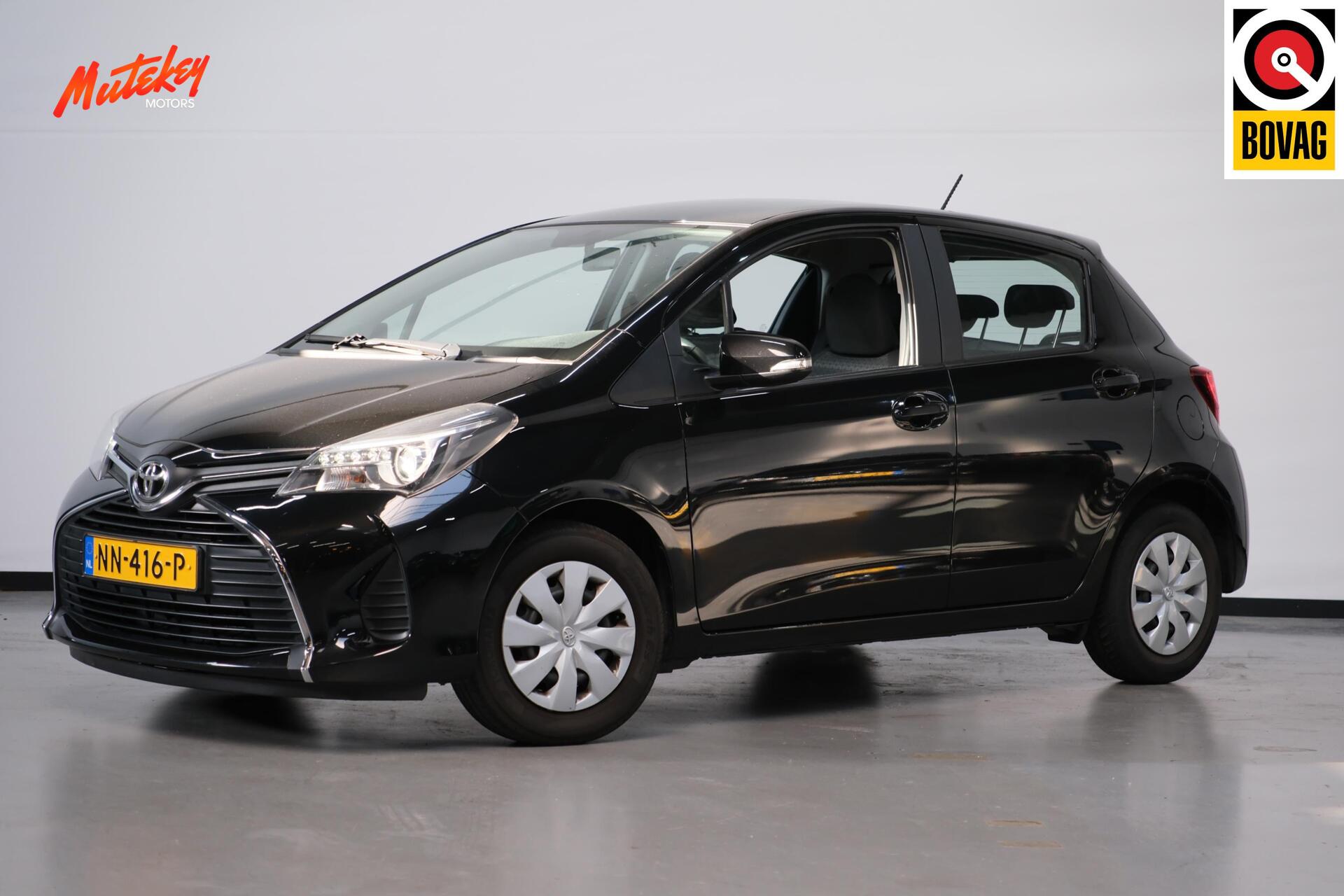 Toyota Toyota Yaris 1.0 VVT-i Business Plus 2017 - voorkant