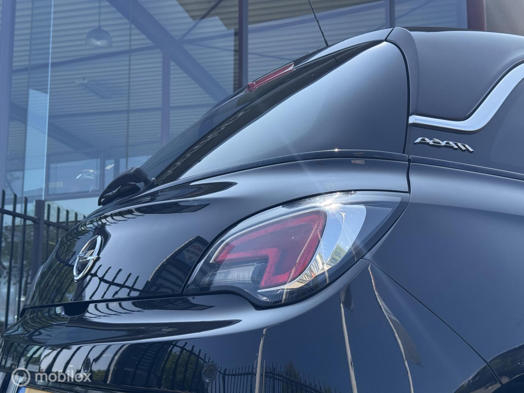 Foto van Opel Adam