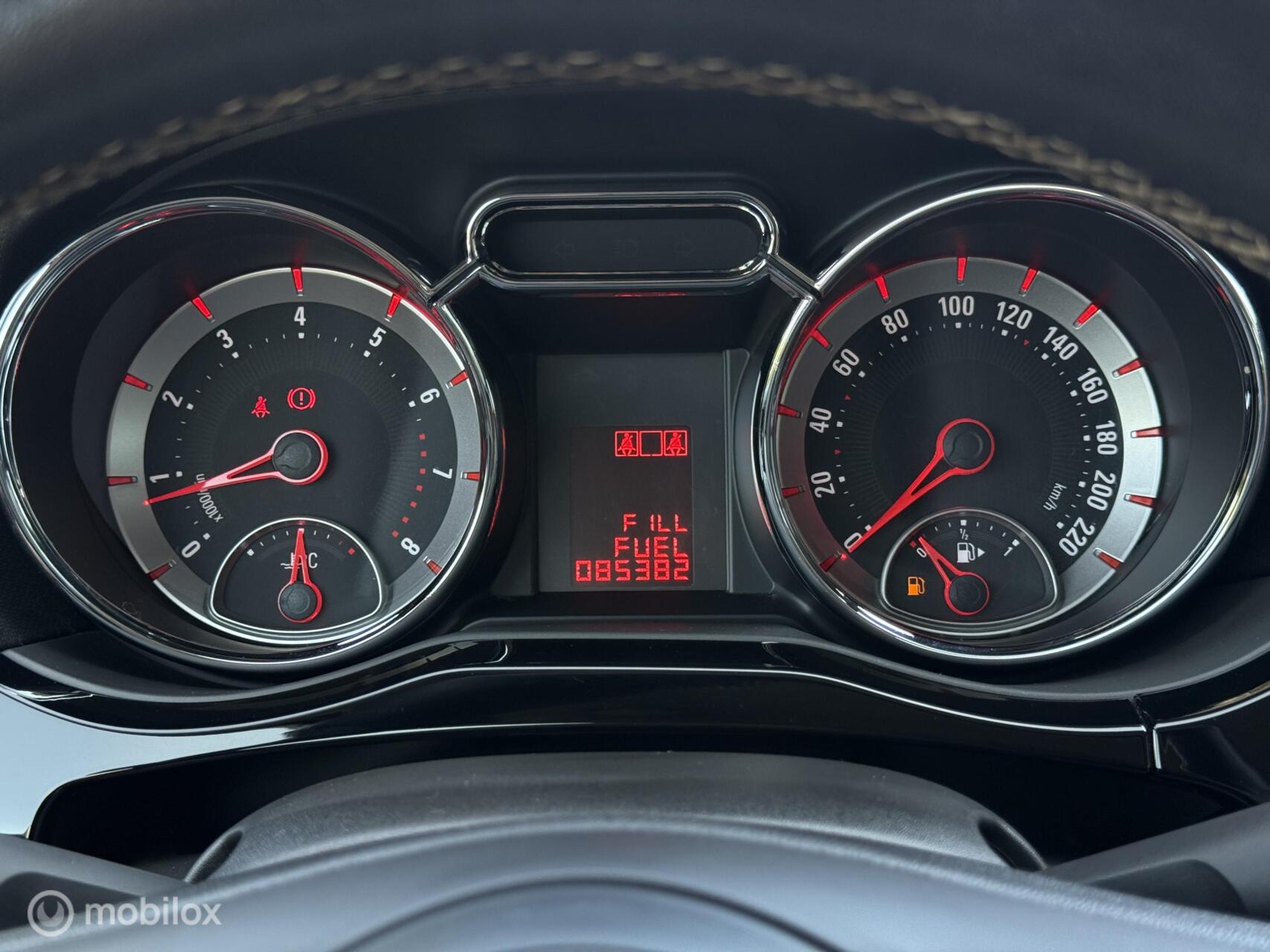 Foto van Opel Adam