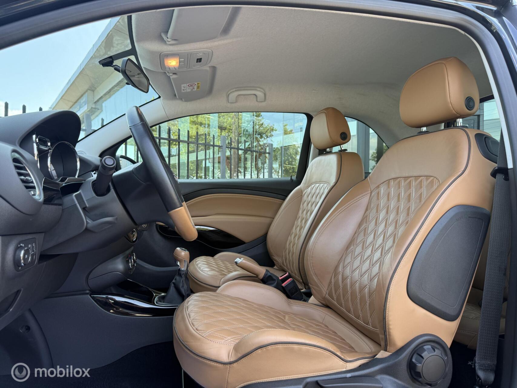 Foto van Opel Adam