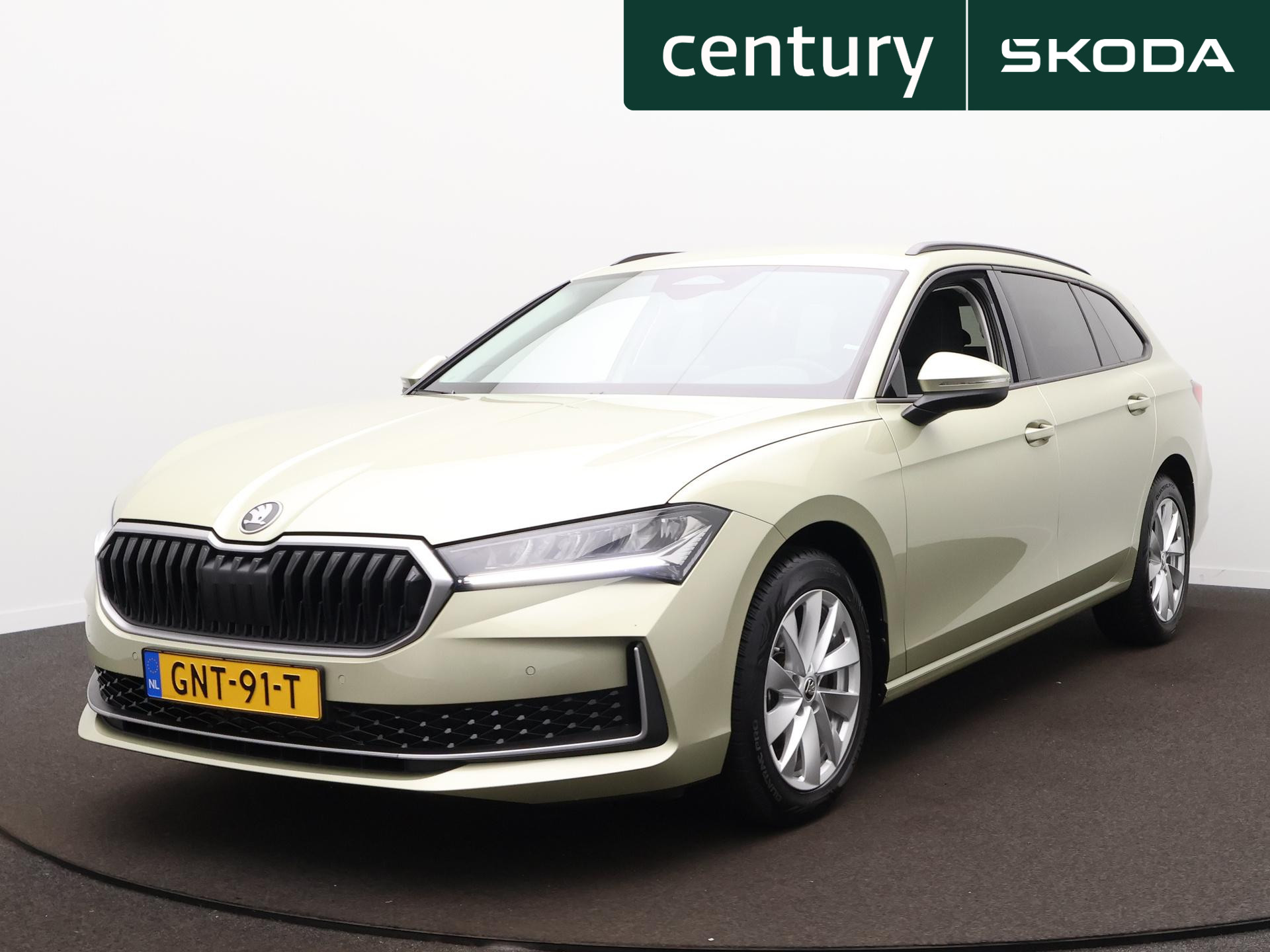 Skoda Superb 1.5 TSI MHEV First Edition 2024 - voorkant