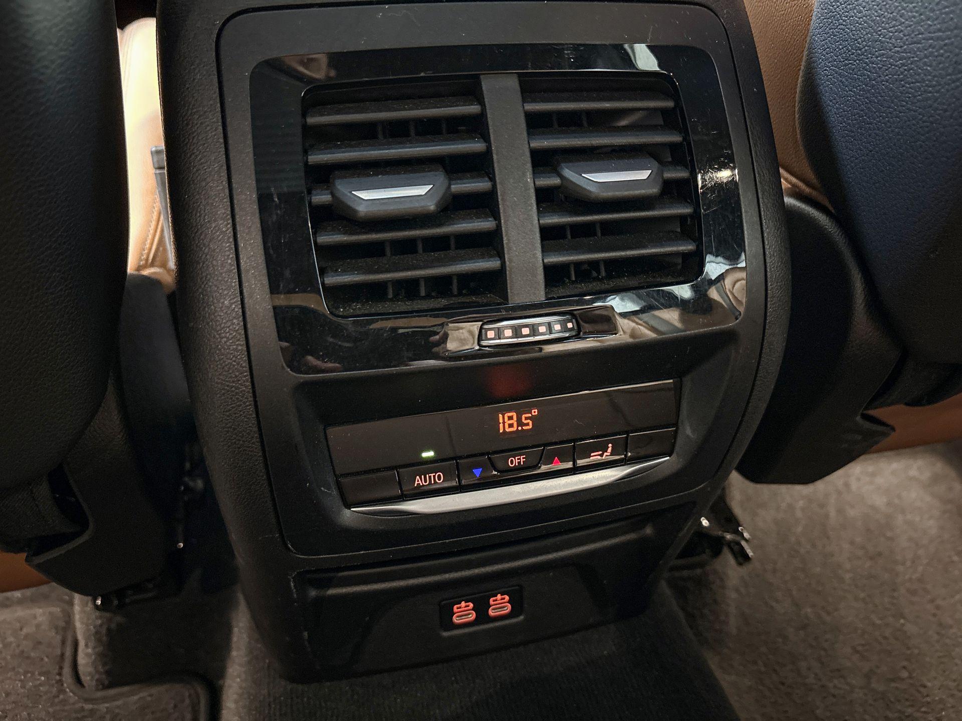 Foto van BMW X3 Xdrive30e