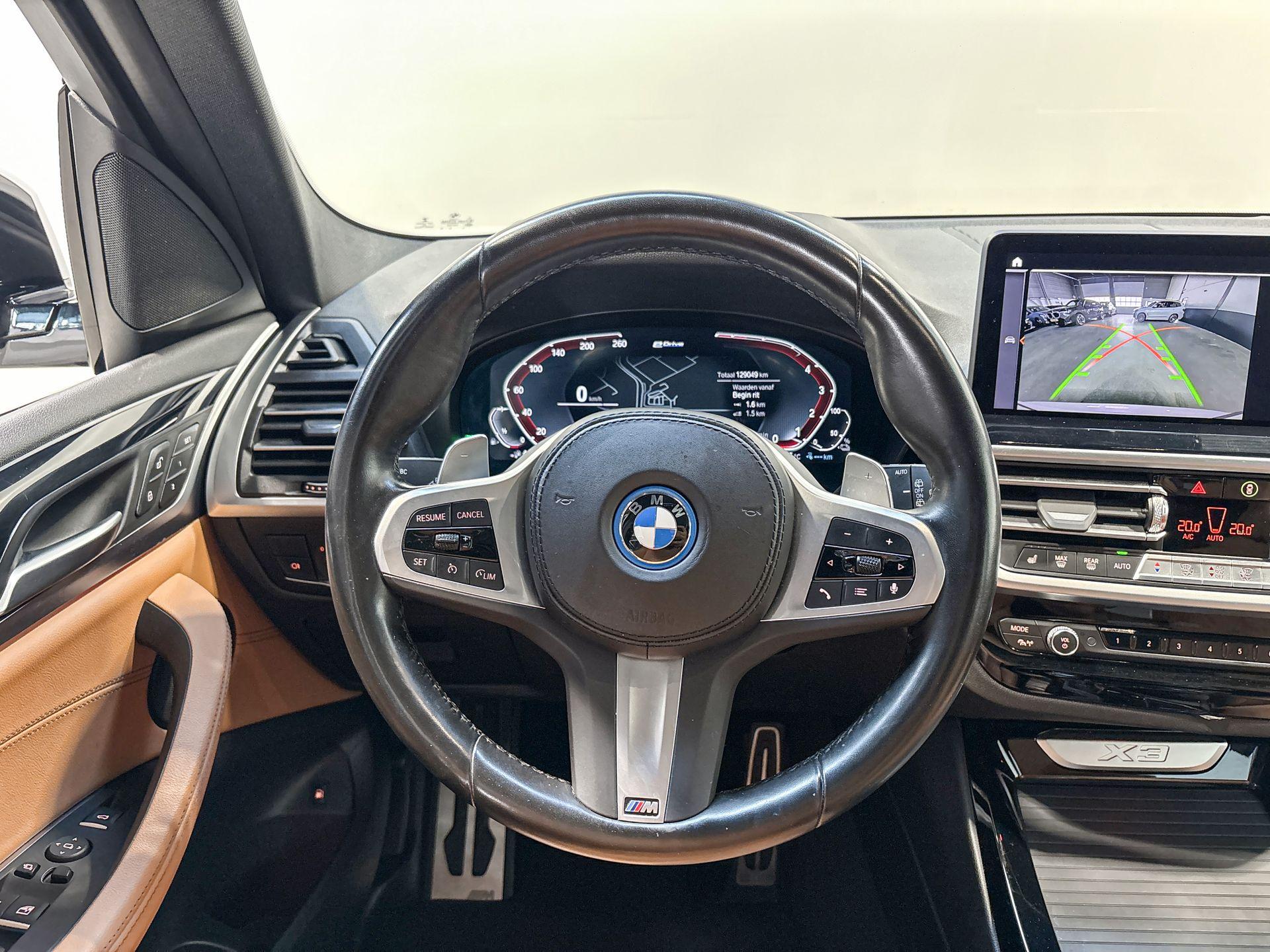 Foto van BMW X3 Xdrive30e