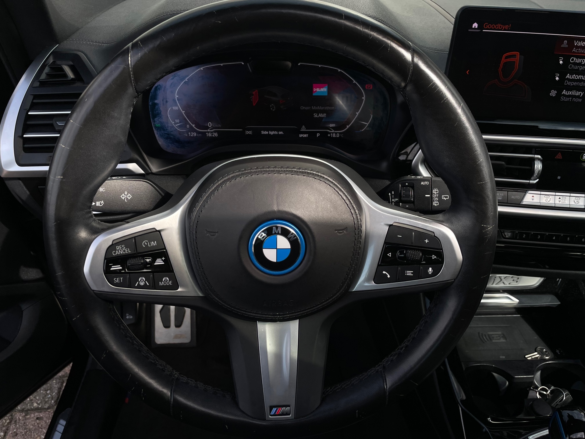 Foto van BMW Ix3