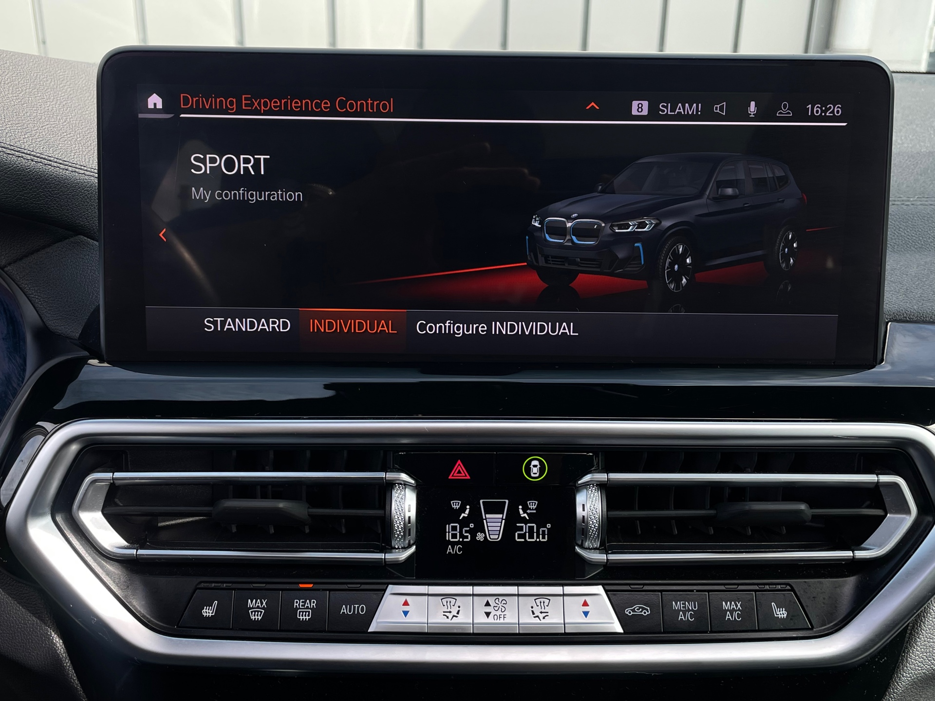 Foto van BMW Ix3