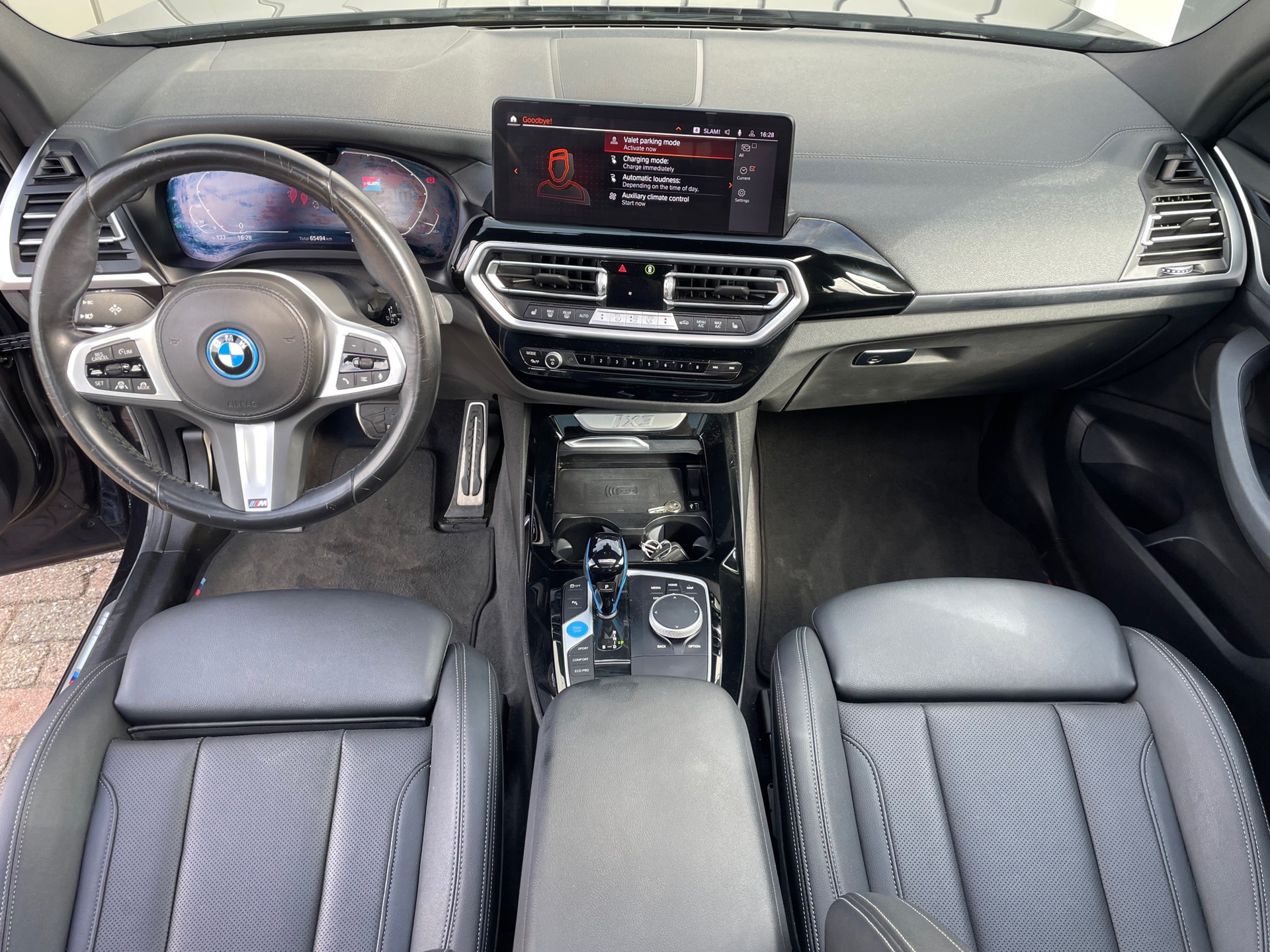 Foto van BMW Ix3