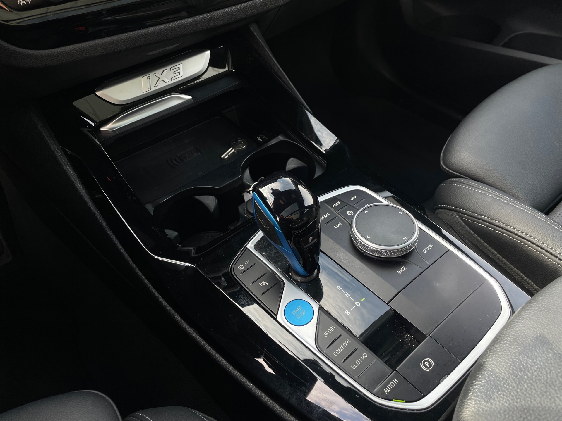 Foto van BMW Ix3