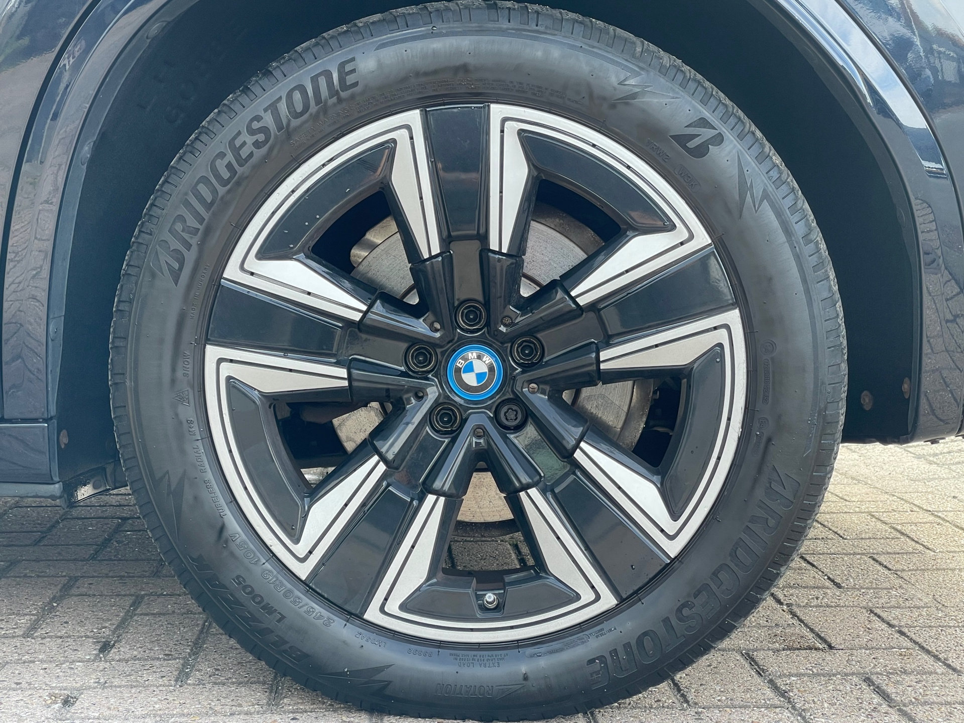 Foto van BMW Ix3
