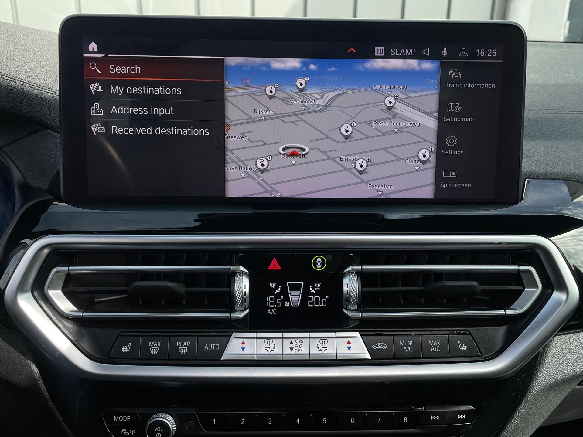Foto van BMW Ix3
