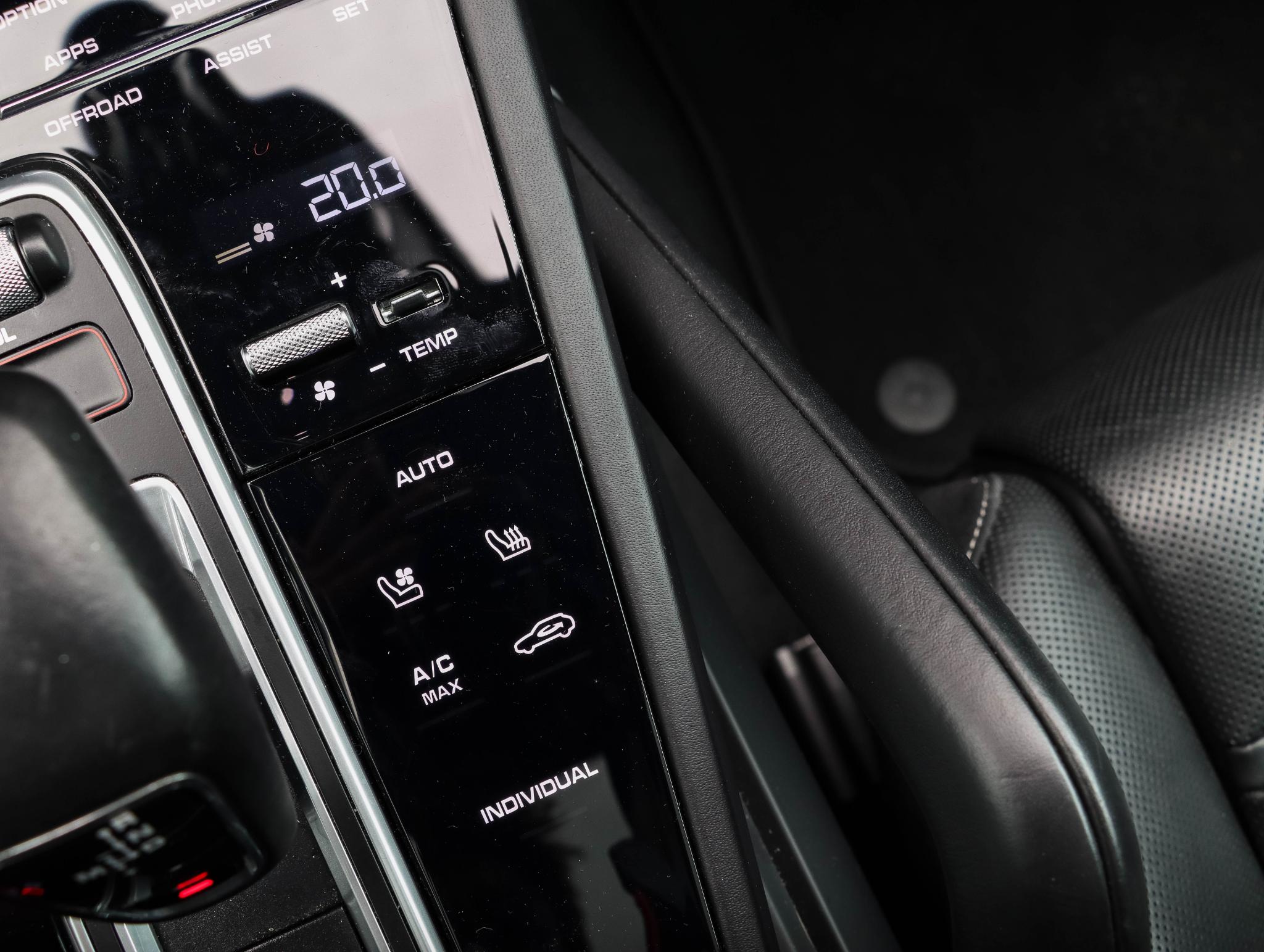 Foto van Porsche Cayenne E-hybrid
