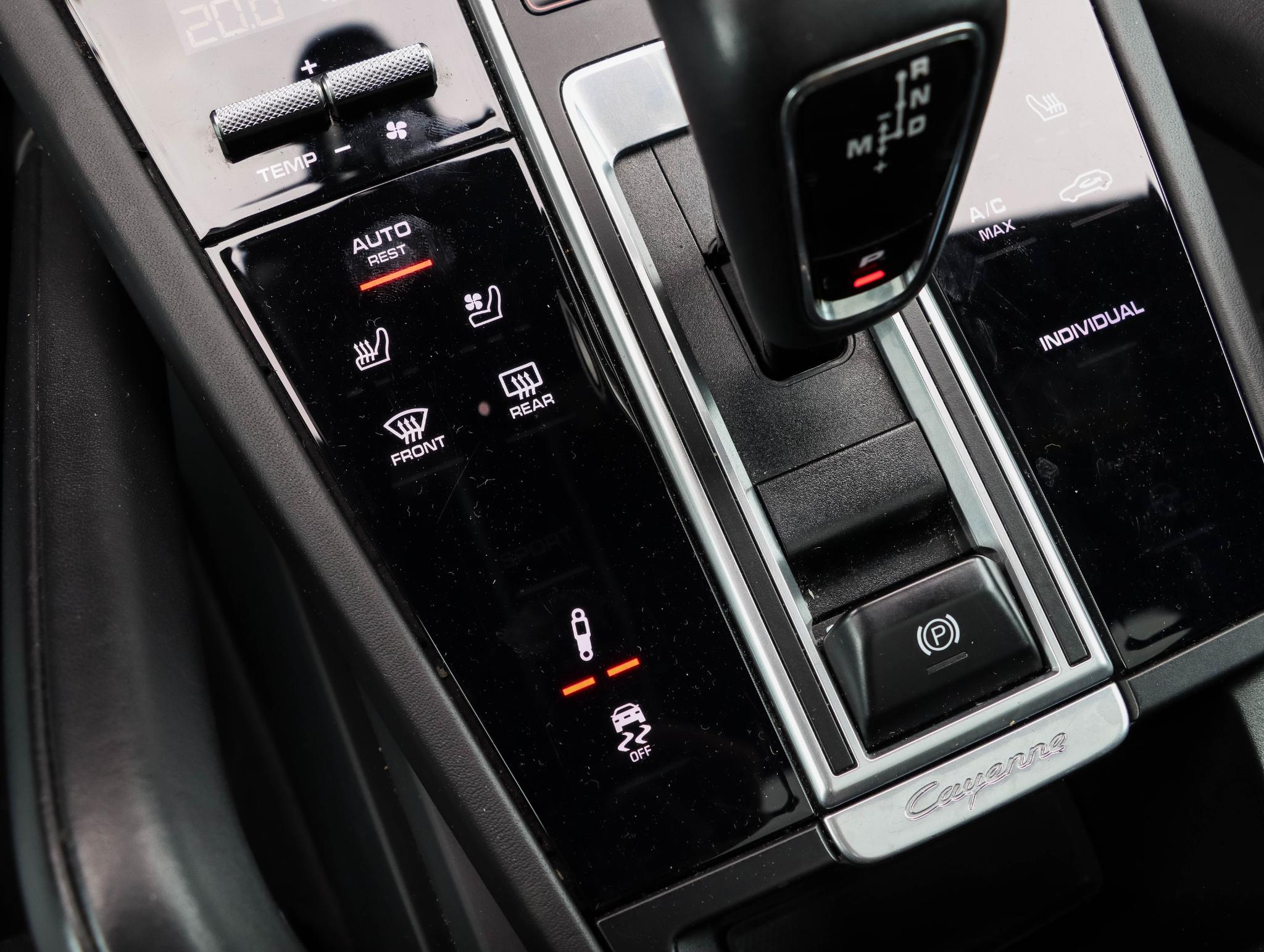 Foto van Porsche Cayenne E-hybrid