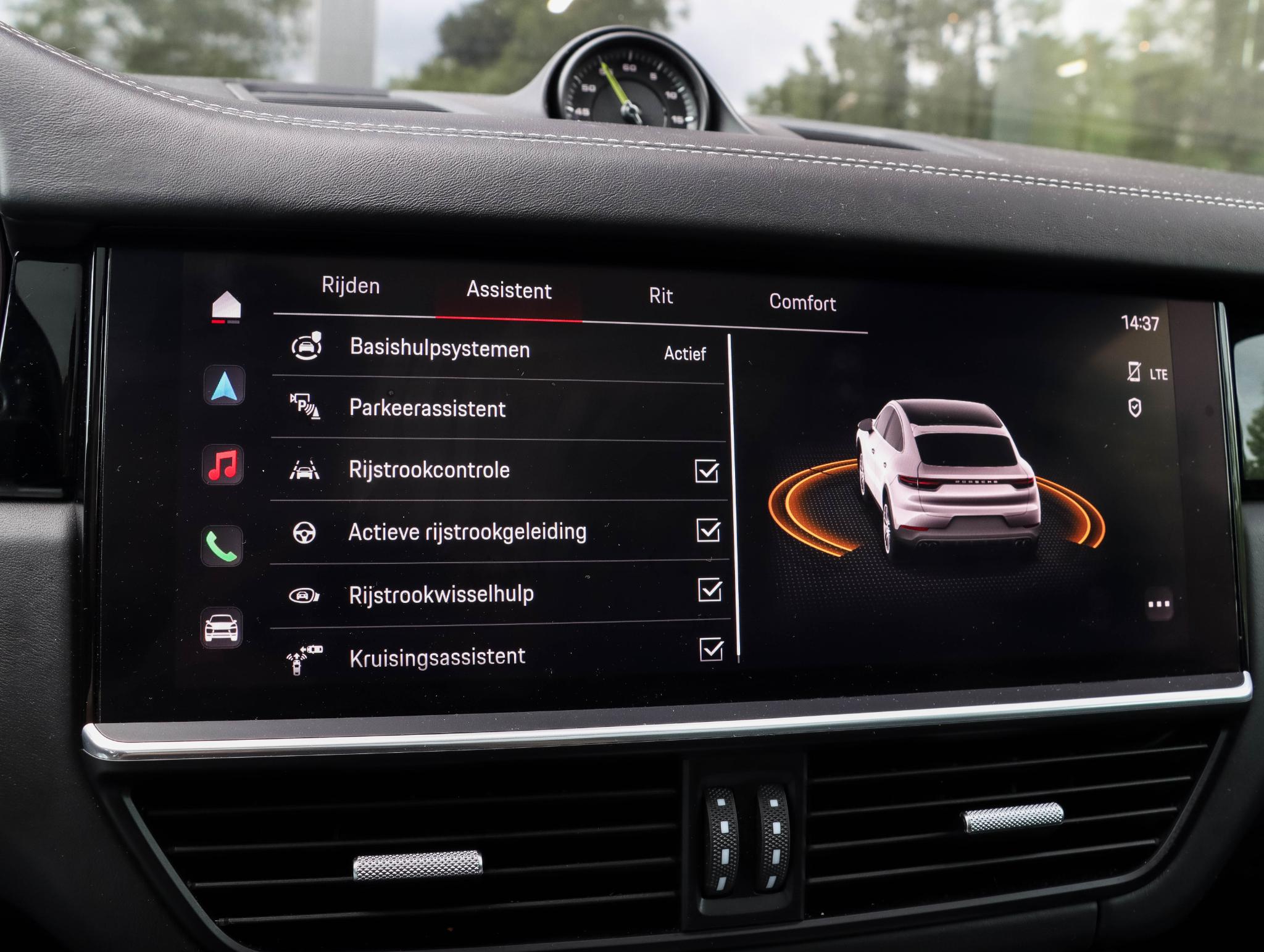 Foto van Porsche Cayenne E-hybrid