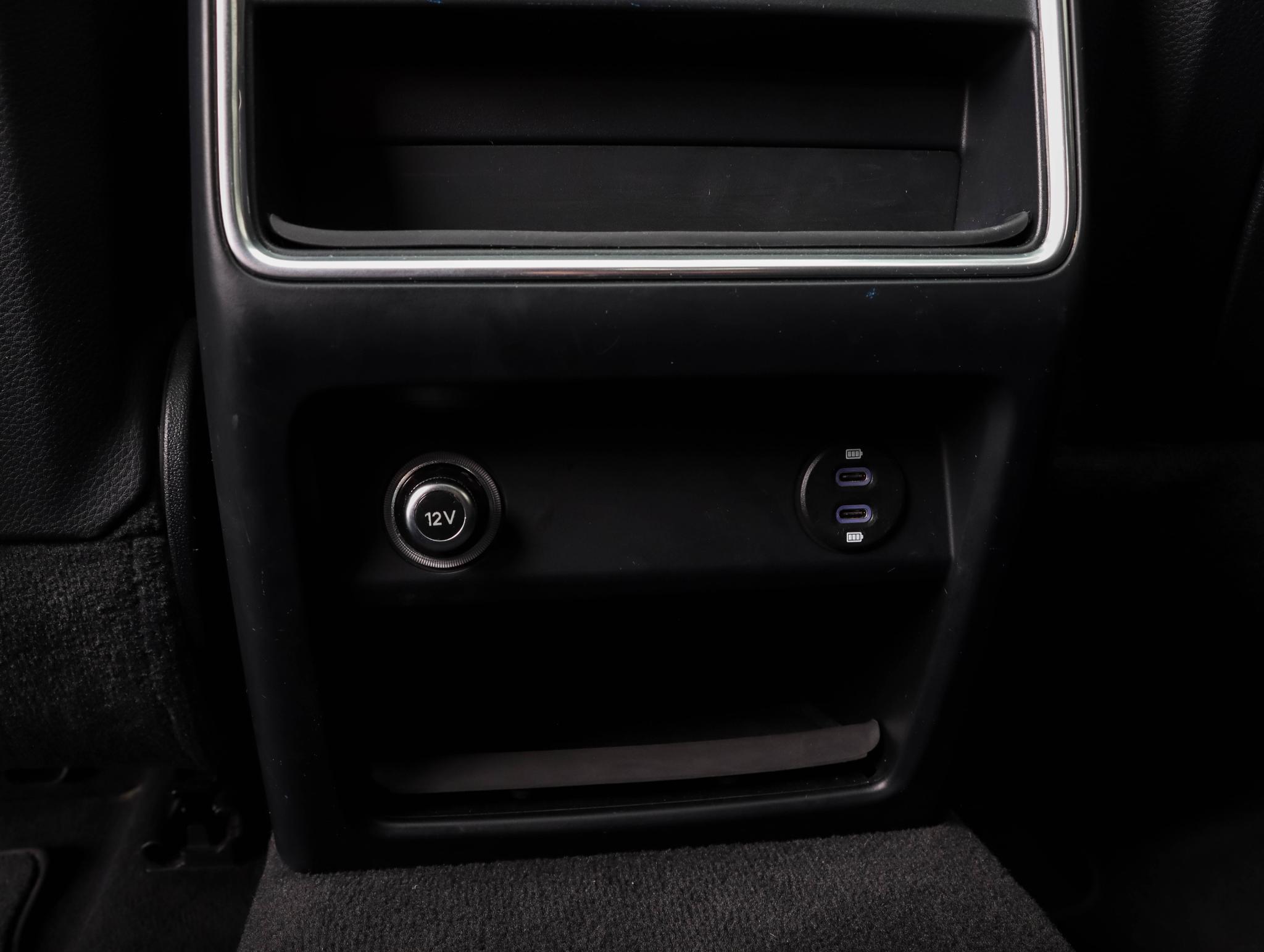 Foto van Porsche Cayenne E-hybrid