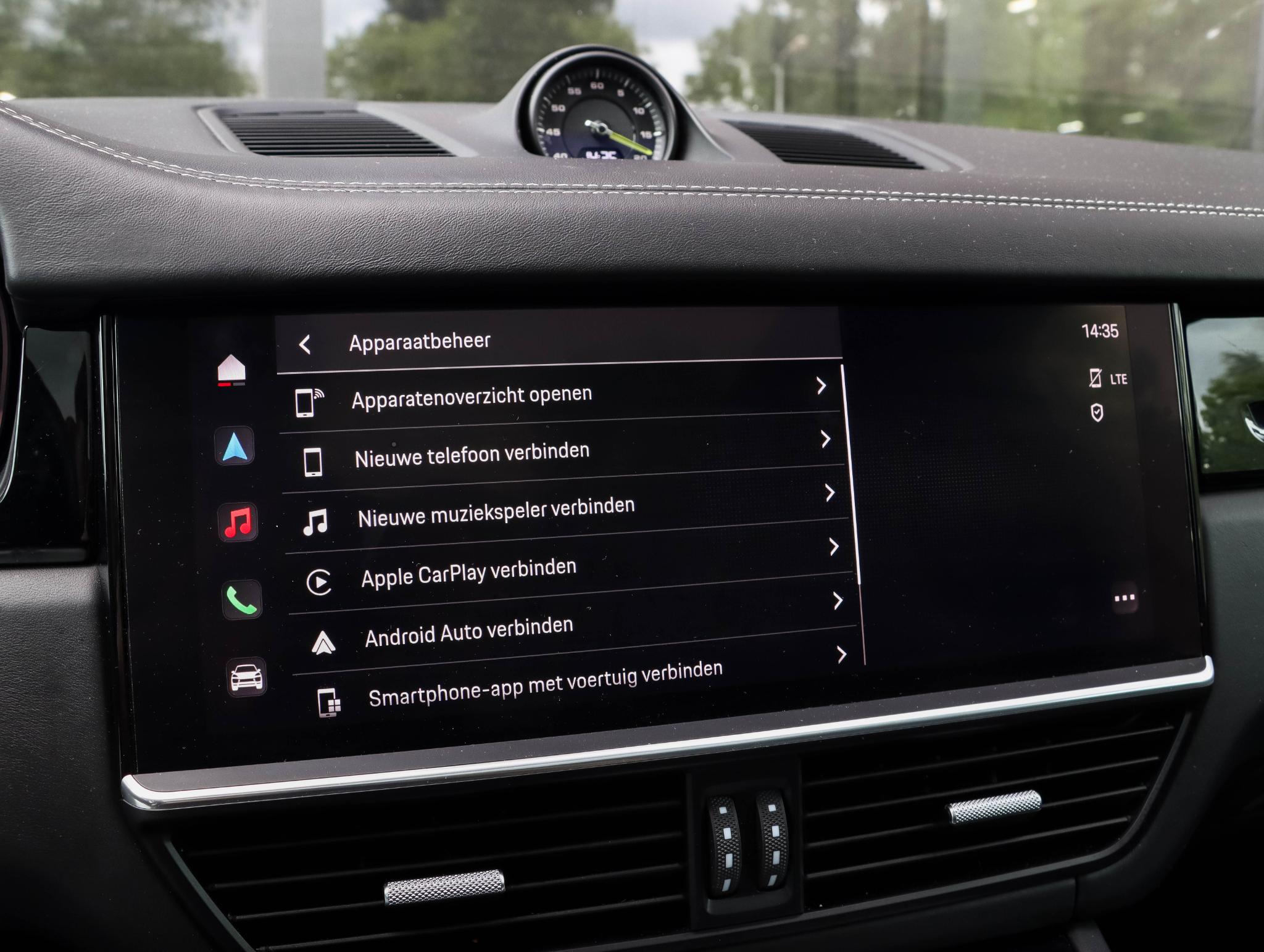 Foto van Porsche Cayenne E-hybrid