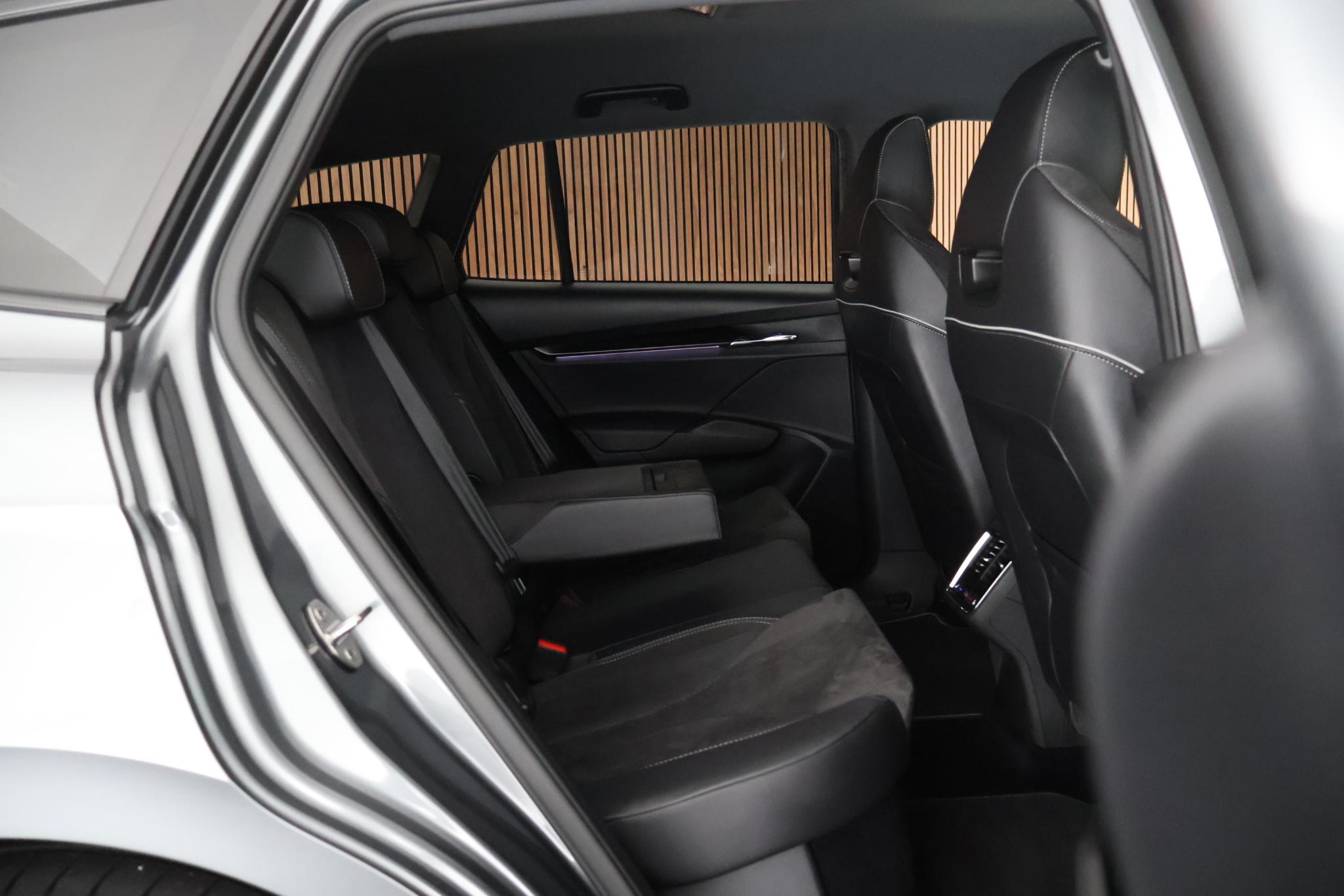 Foto van Skoda Enyaq 80