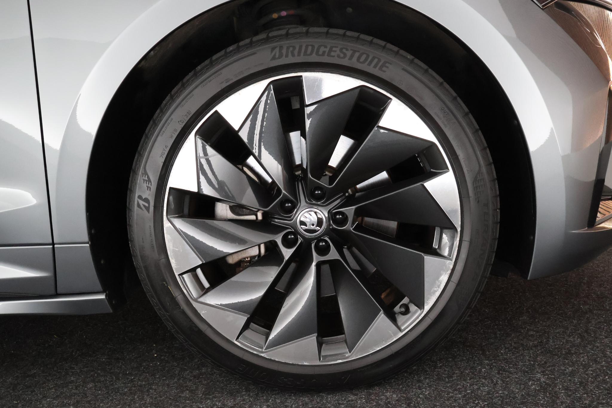 Foto van Skoda Enyaq 80