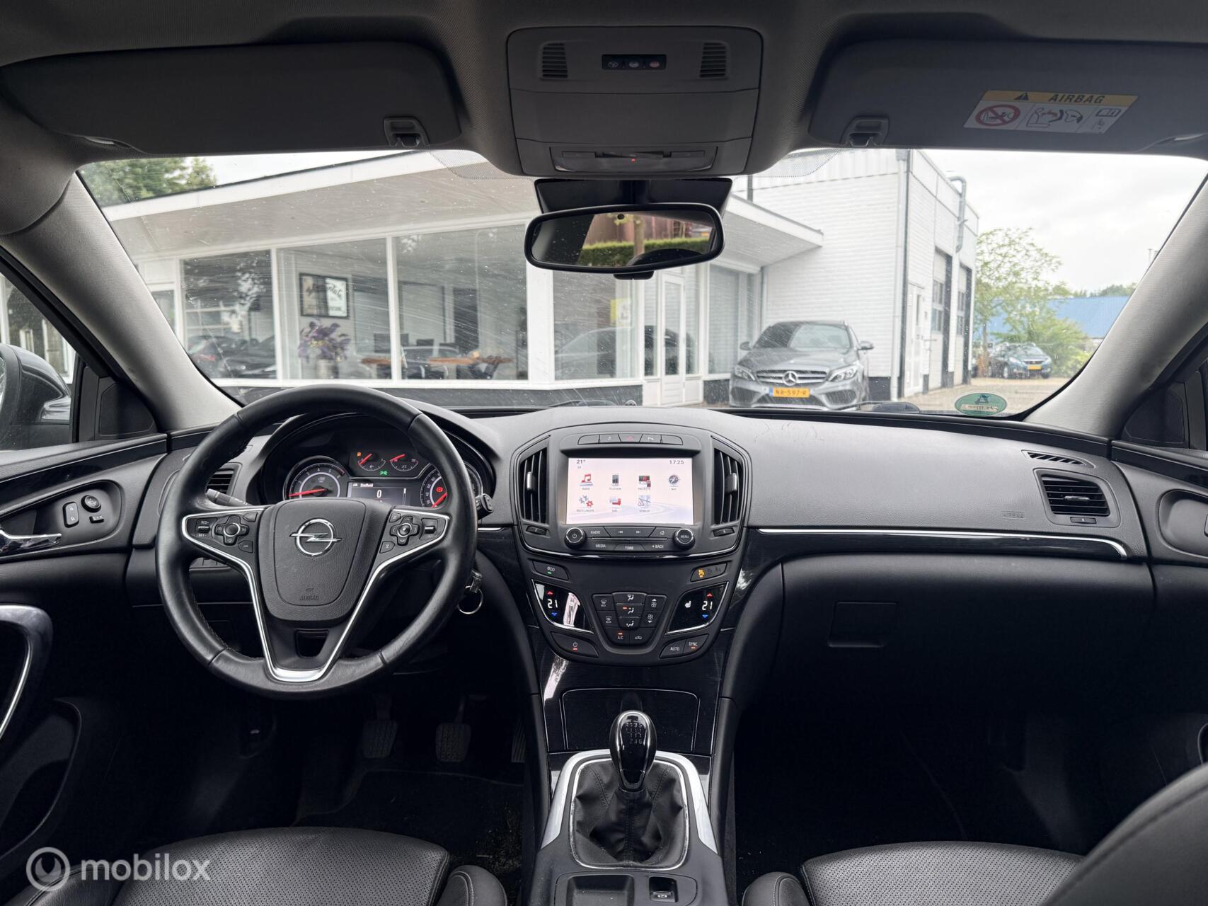 Foto van Opel Insignia Sports Tourer SW