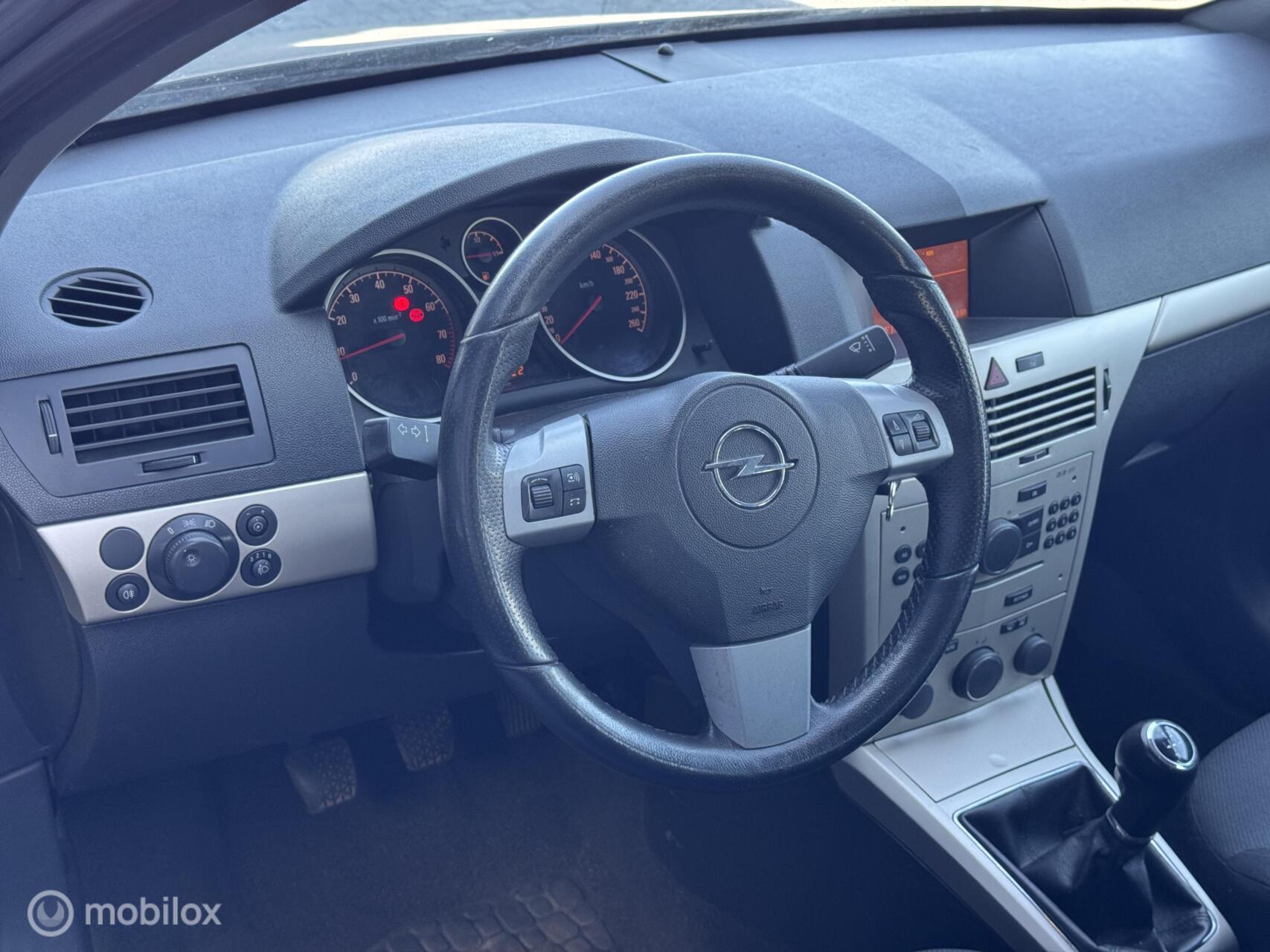 Foto van Opel Astra