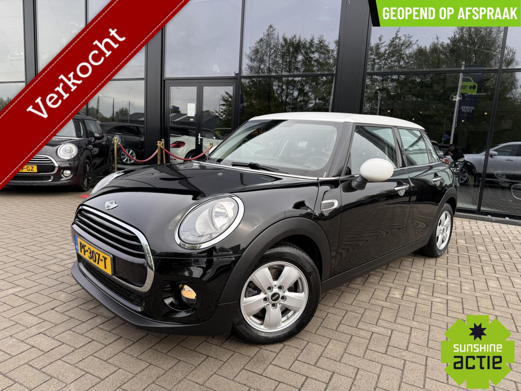 Mini Cooper 1.5 Cooper|Navi|Clima|Stoelverwarming 2016 - voorkant