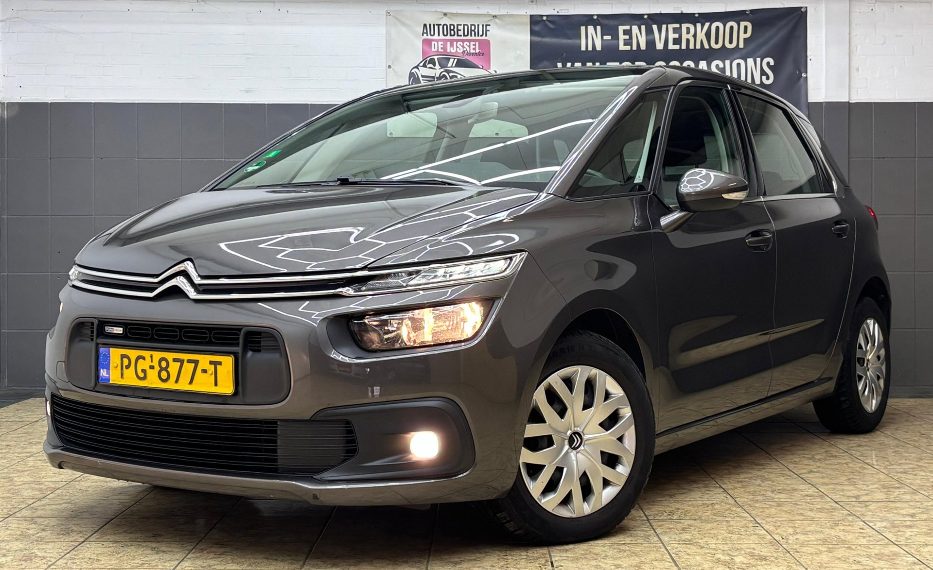 Citroen C4 Picasso 1.2 P-Tech Selection/ 2DE Eigen / Garantie 2017 - voorkant