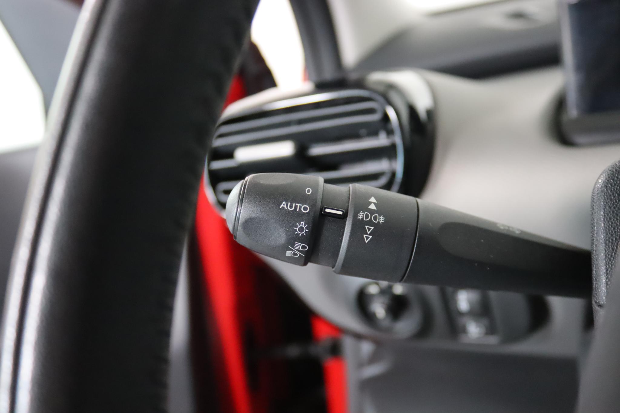 Foto van Citroen C4 Cactus