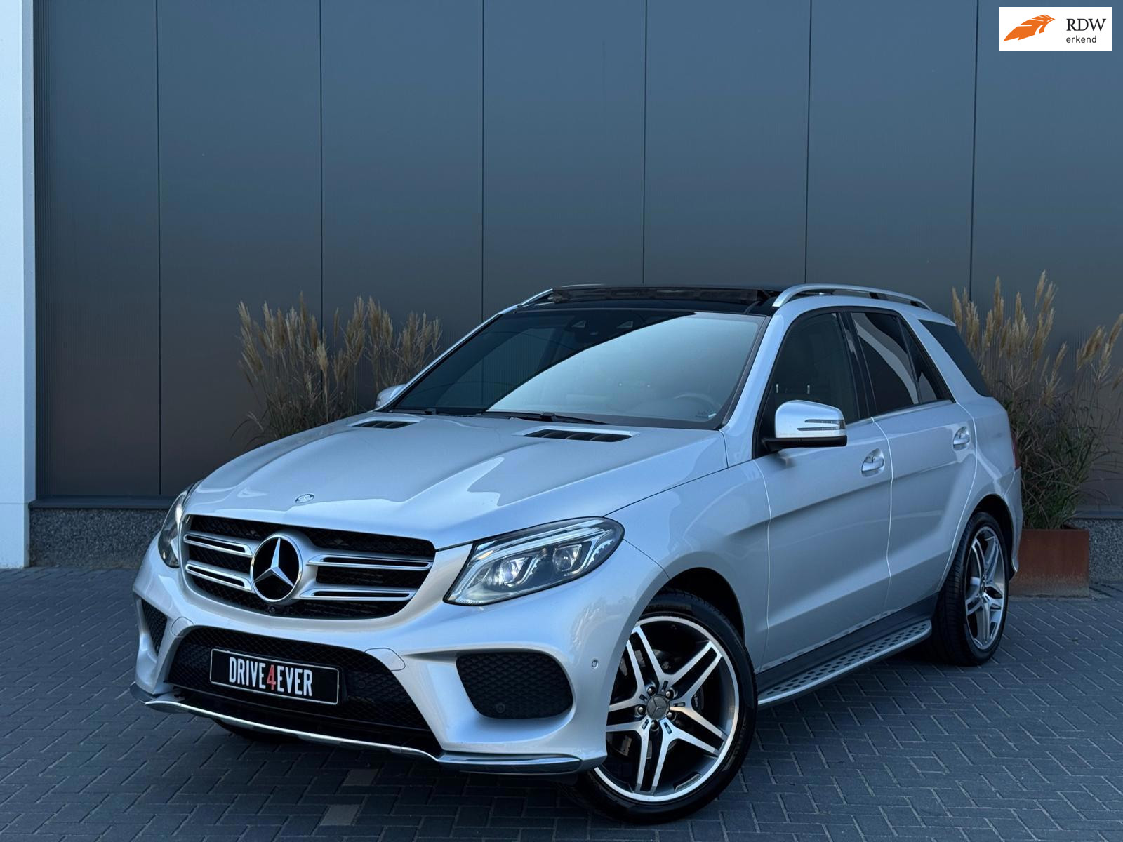 Mercedes-Benz Gle 350 D 4Matic 350 d 4MATIC AMG Sport Edition FULL PANO|LEDER|NAVI|CAMERA 2017 - voorkant