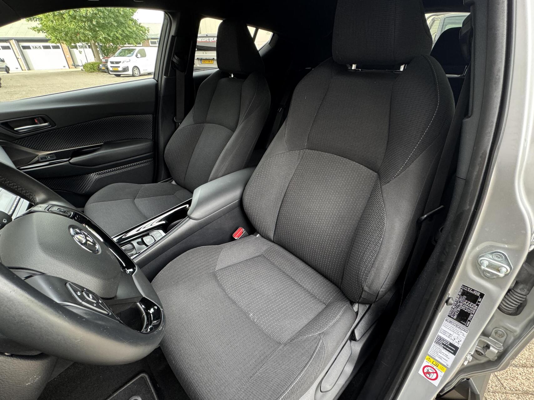 Foto van Toyota Toyota C-hr