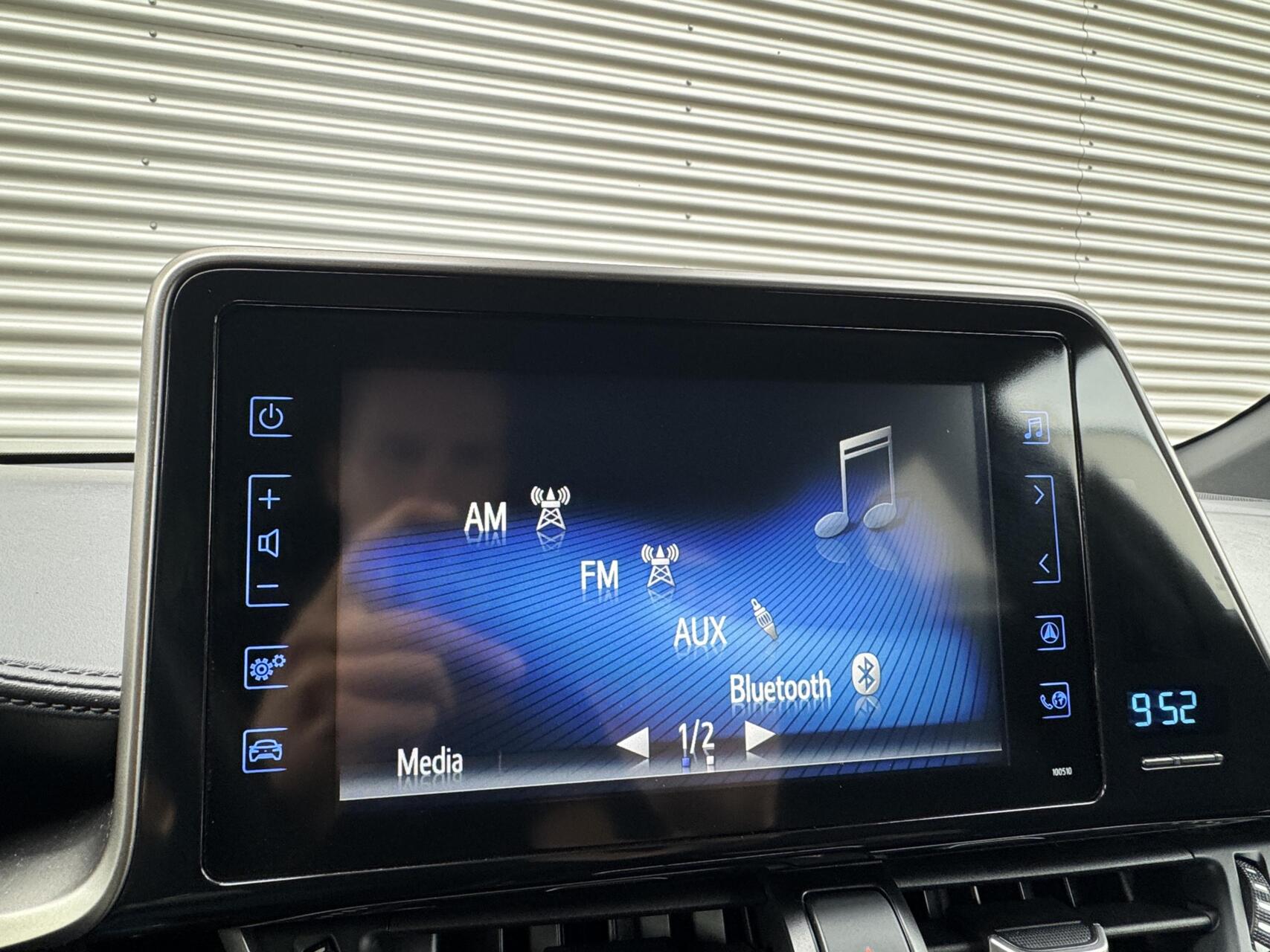 Foto van Toyota Toyota C-hr