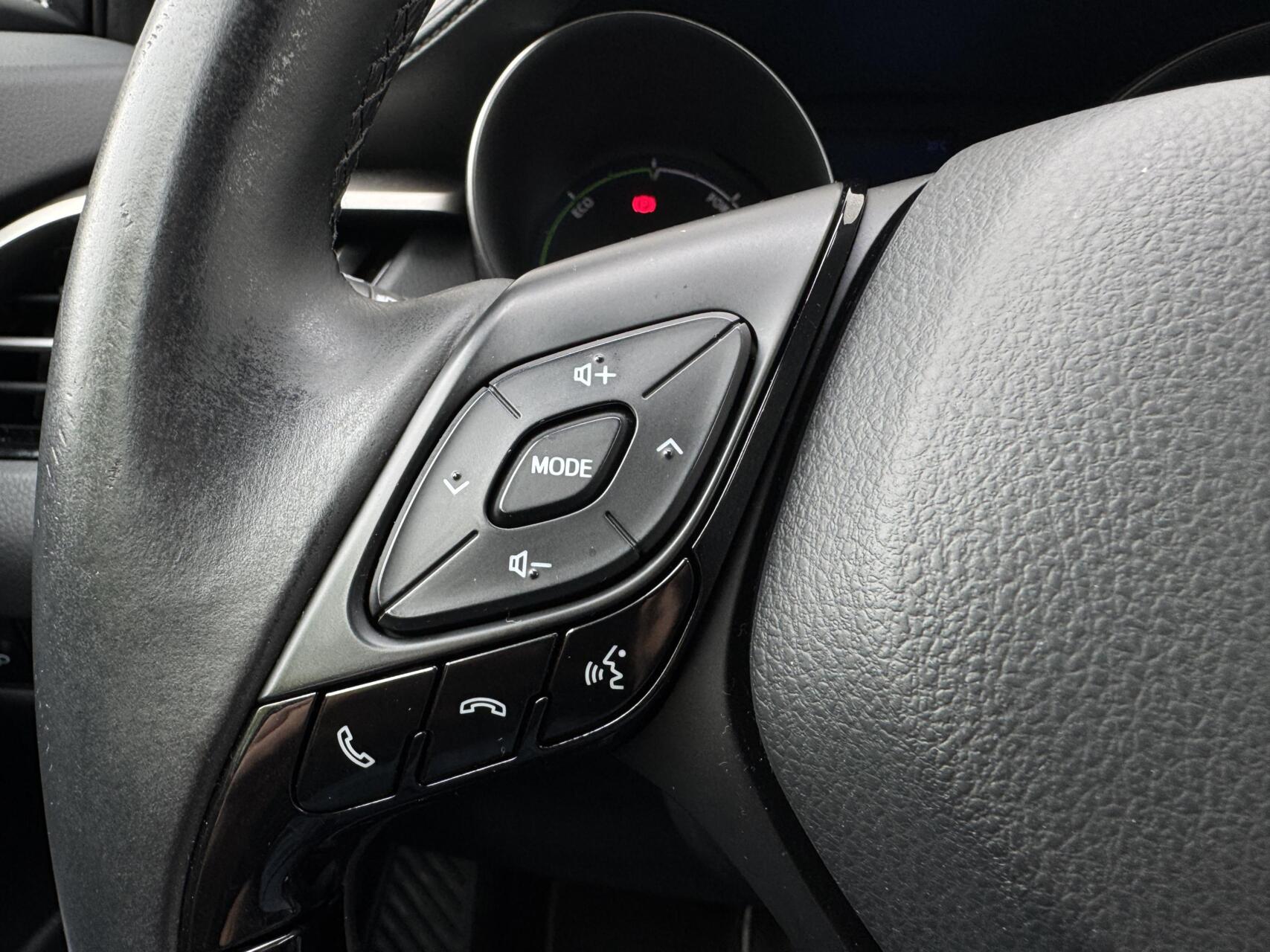 Foto van Toyota Toyota C-hr