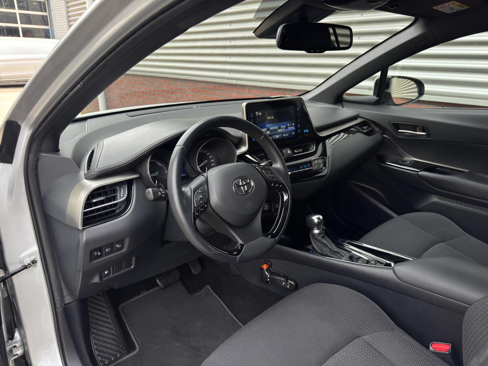Foto van Toyota Toyota C-hr