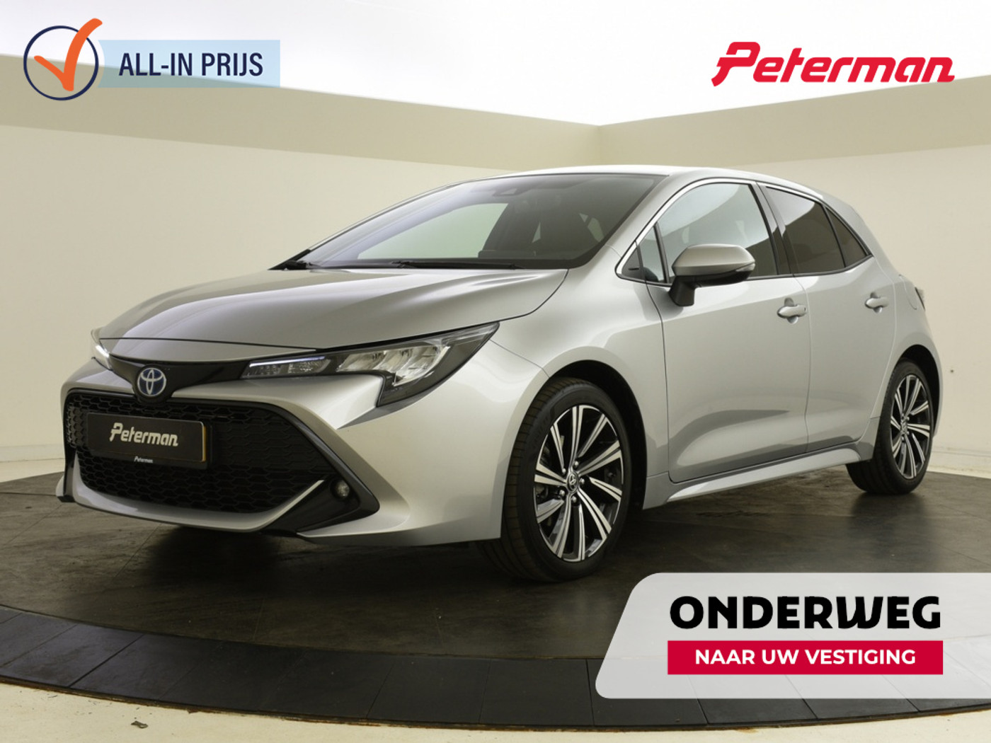 Toyota Toyota Corolla 1.8 Hybrid Dynamic | Trekhaak | Stoelverw. | Halfleer | 2022 - voorkant