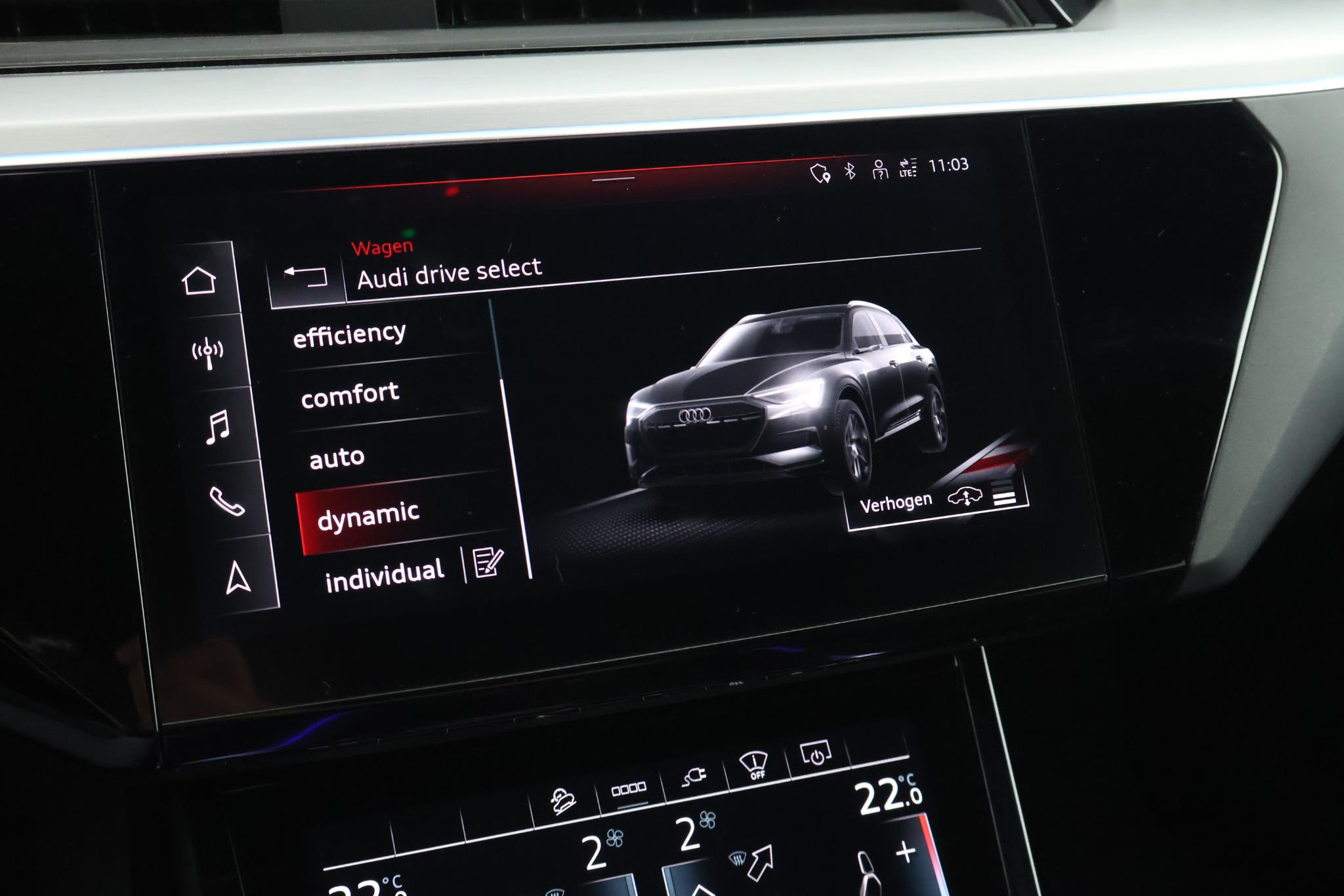 Foto van Audi E-tron S