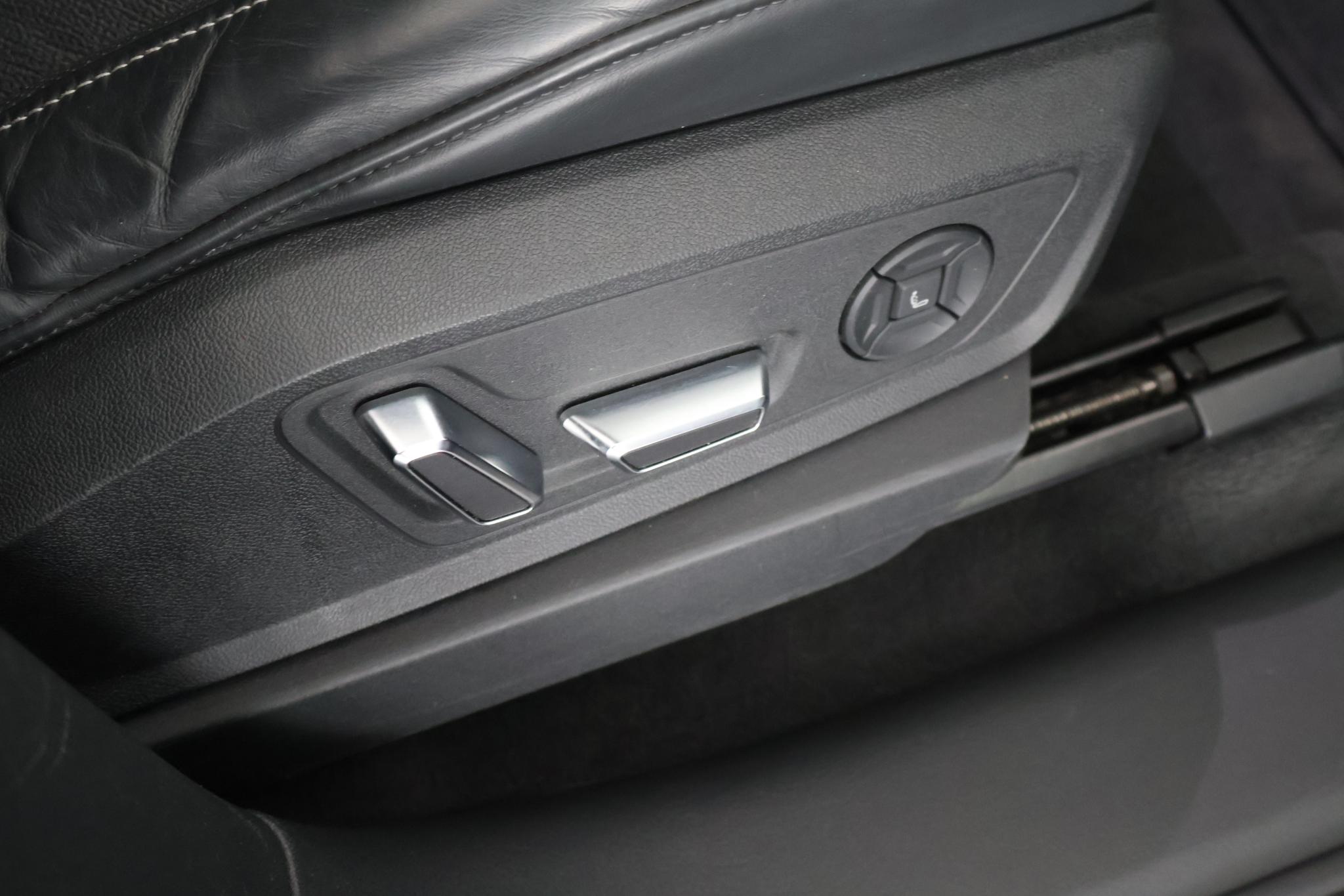 Foto van Audi E-tron S