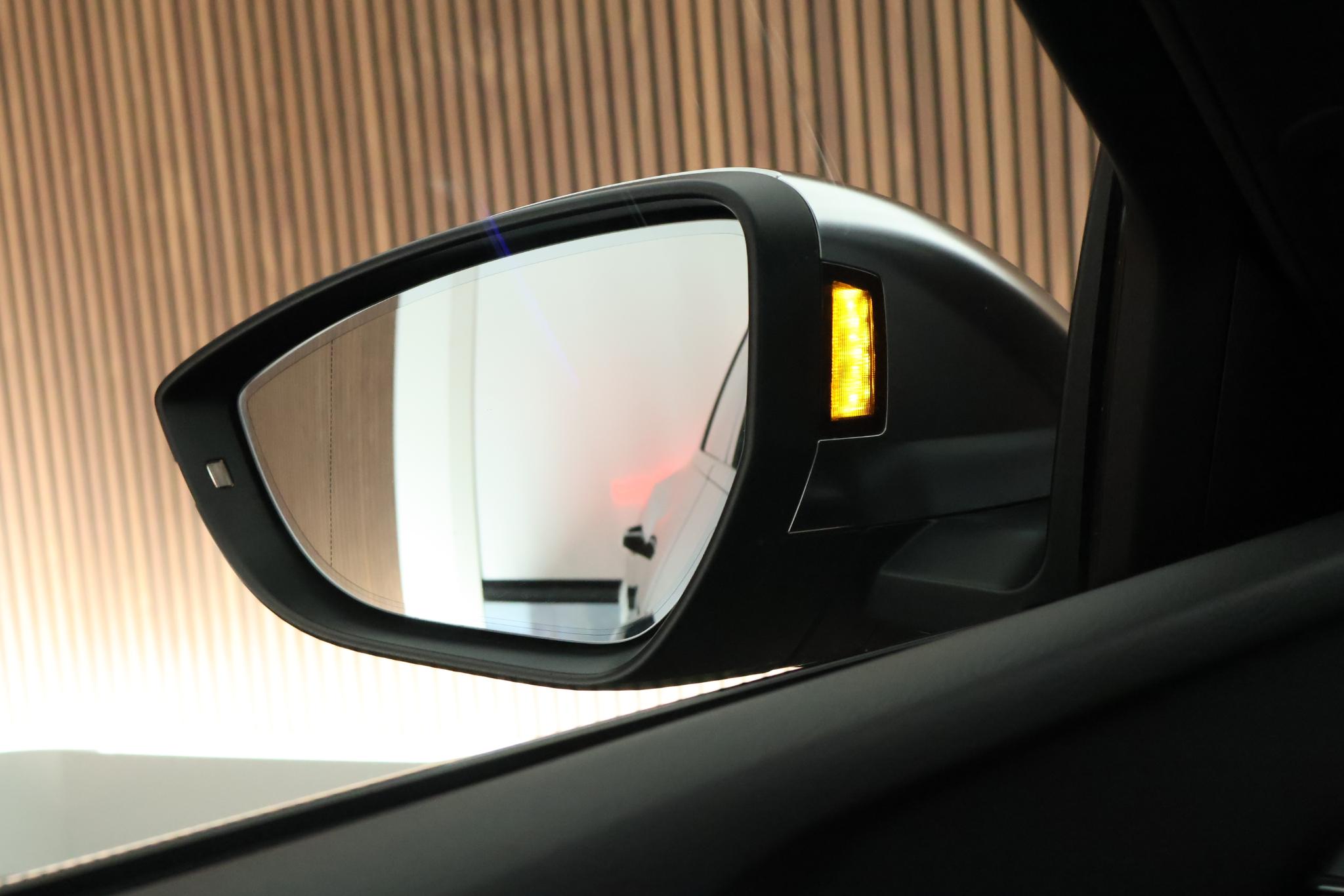 Foto van Audi E-tron S