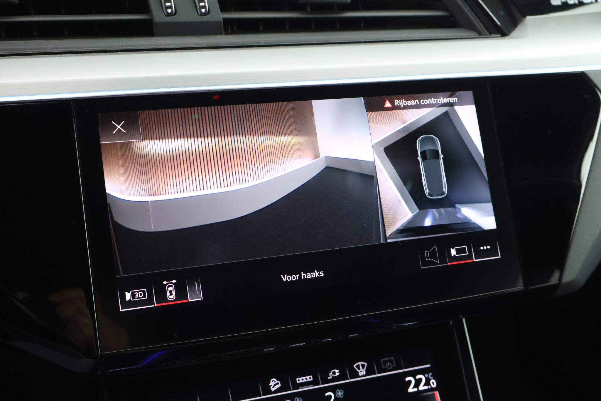 Foto van Audi E-tron S
