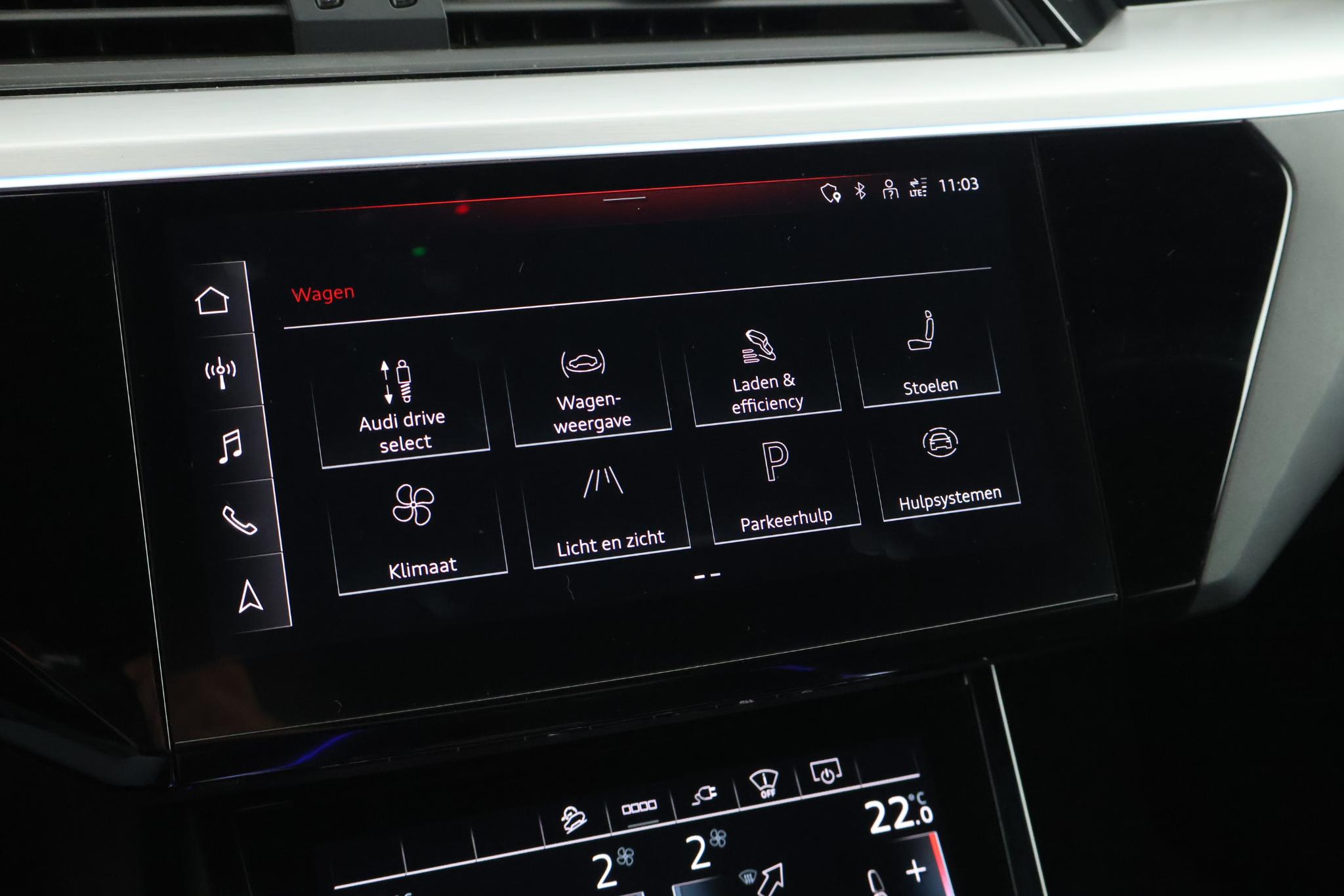 Foto van Audi E-tron S