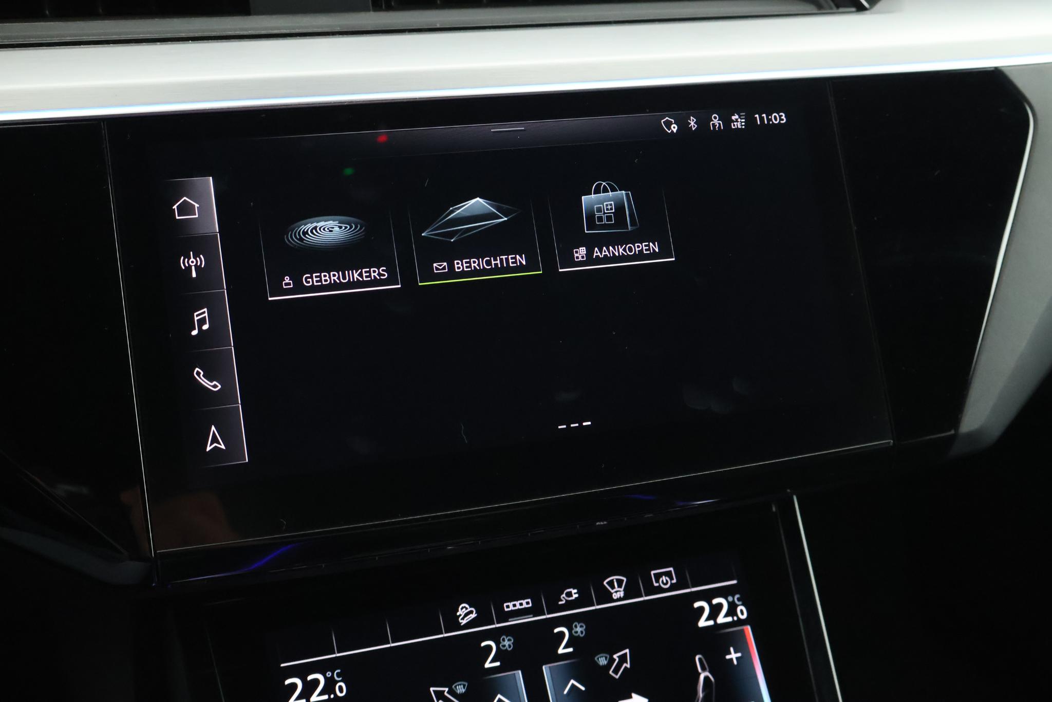 Foto van Audi E-tron S
