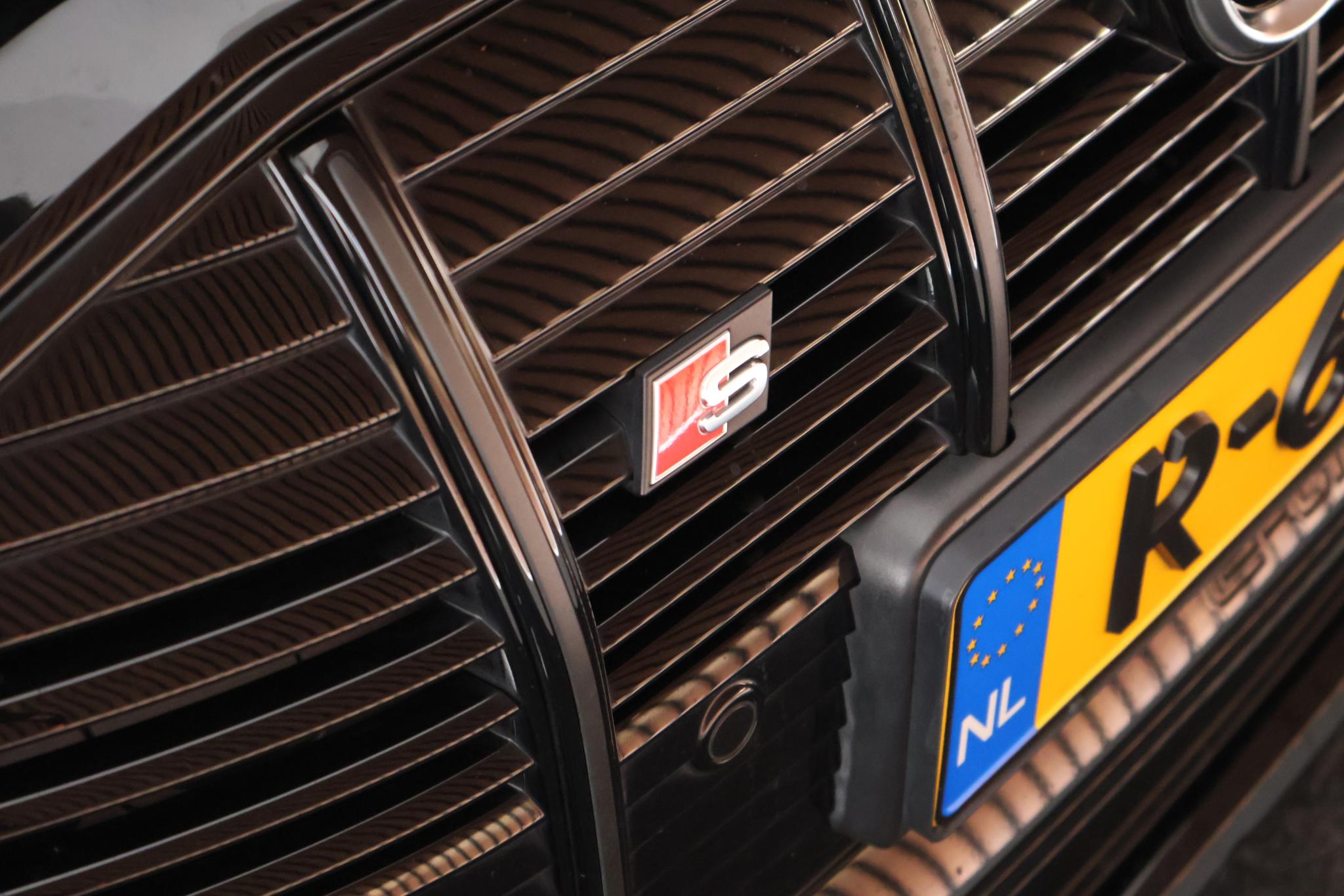 Foto van Audi E-tron S