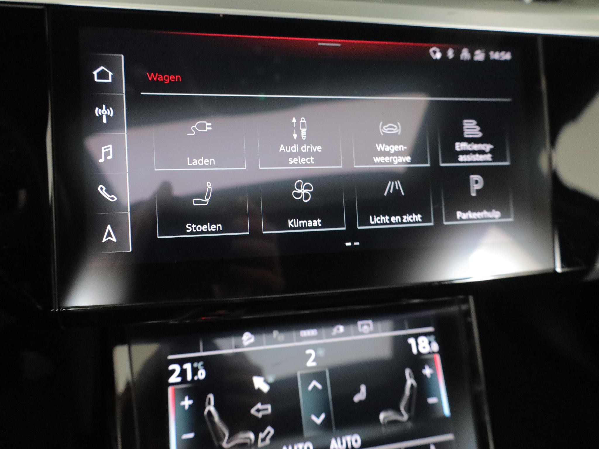Foto van Audi E-tron 55