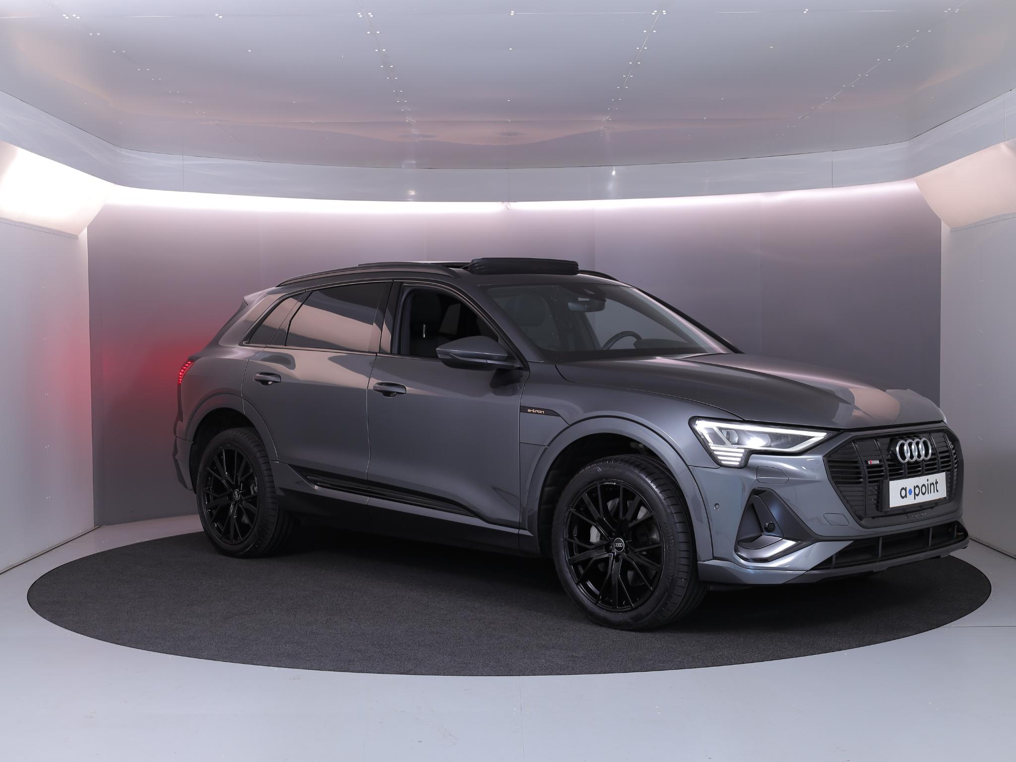 Foto van Audi E-tron 55